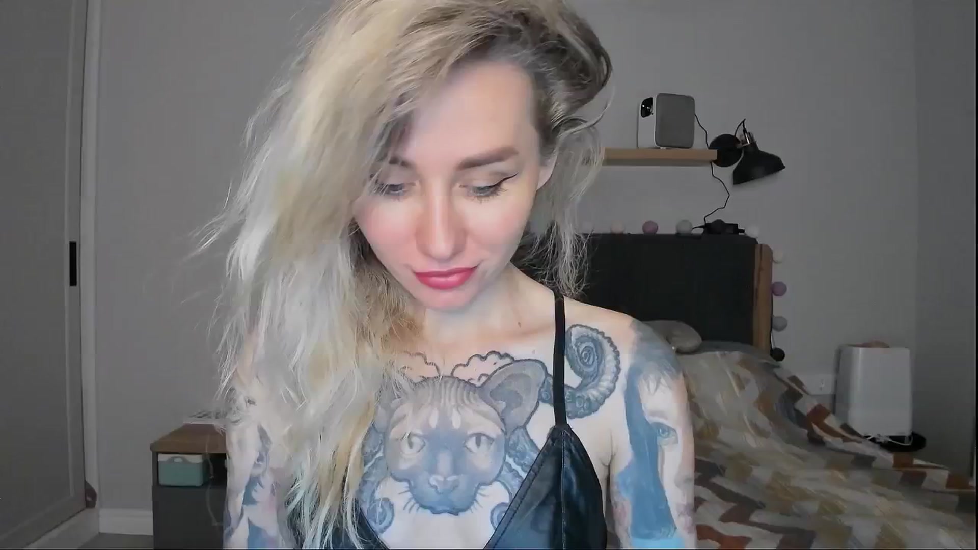 Gallery image thumbnail from Alexa_Smithhh's myfreecams stream on, 08/23/2024, 18:57 image 12 of 20