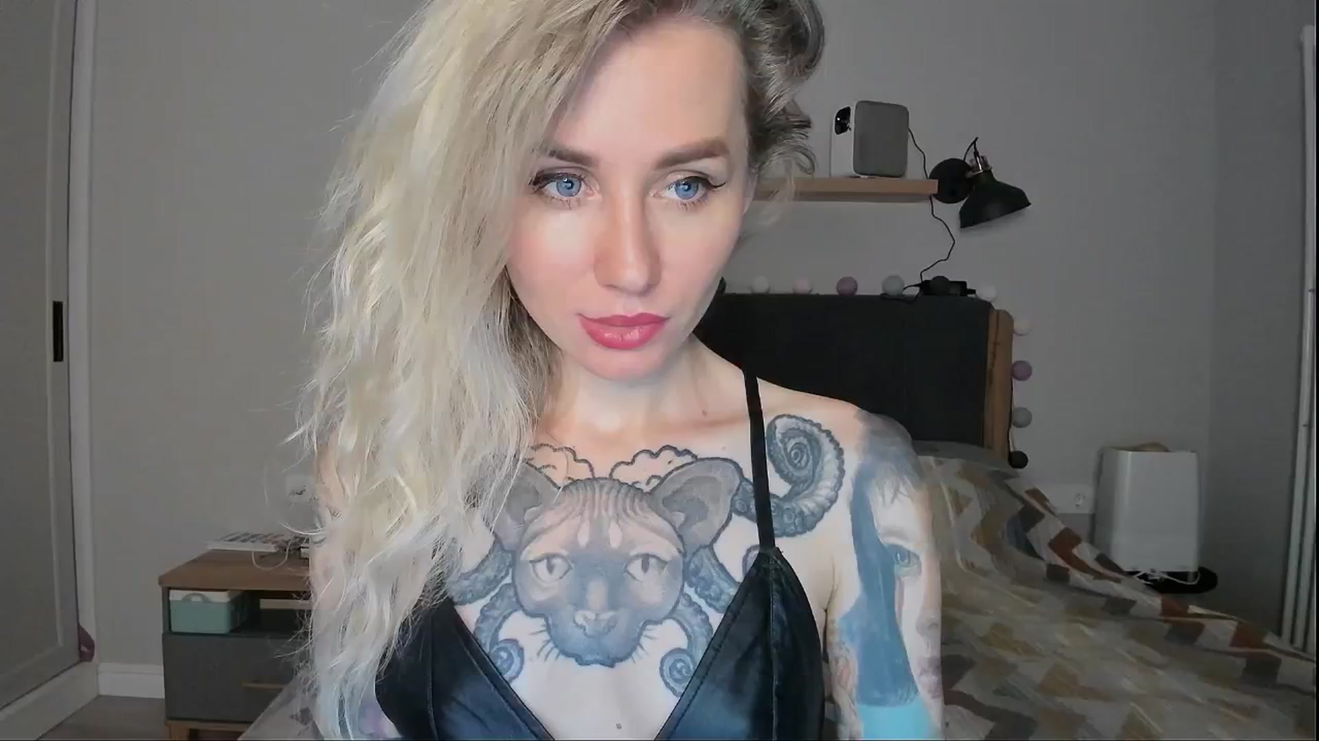Gallery image thumbnail from Alexa_Smithhh's myfreecams stream on, 08/23/2024, 19:48 image 6 of 20