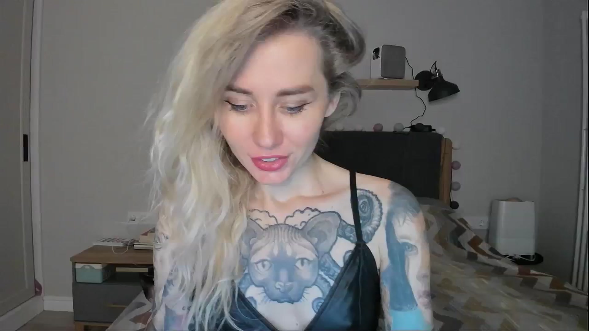 Gallery image thumbnail from Alexa_Smithhh's myfreecams stream on, 08/23/2024, 19:48 image 10 of 20