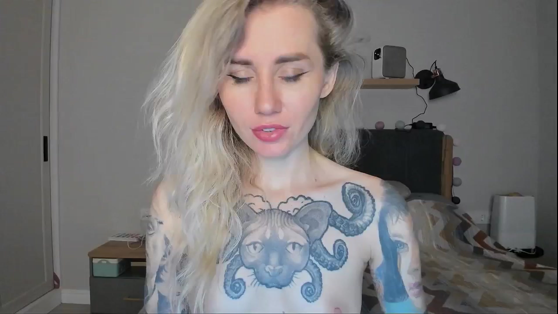 Gallery image thumbnail from Alexa_Smithhh's myfreecams stream on, 08/23/2024, 20:33 image 14 of 20