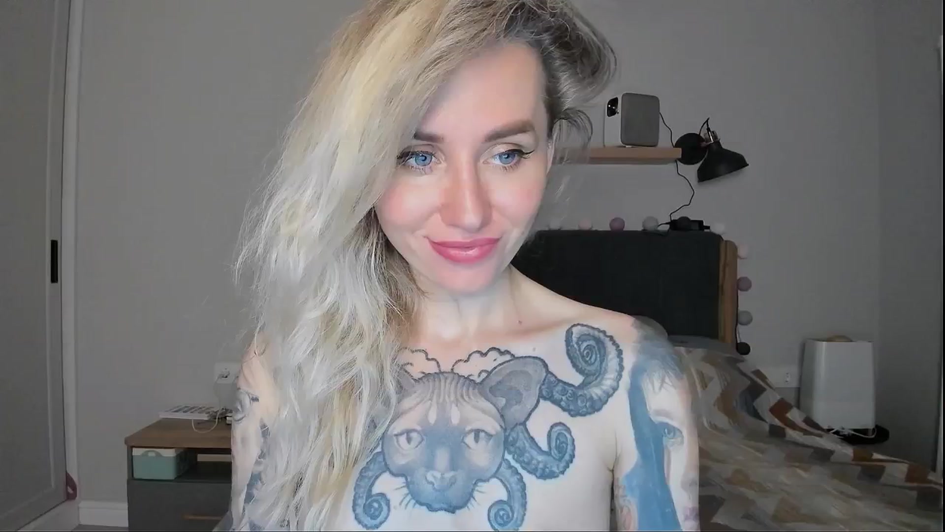 Gallery image thumbnail from Alexa_Smithhh's myfreecams stream on, 08/23/2024, 20:33 image 20 of 20