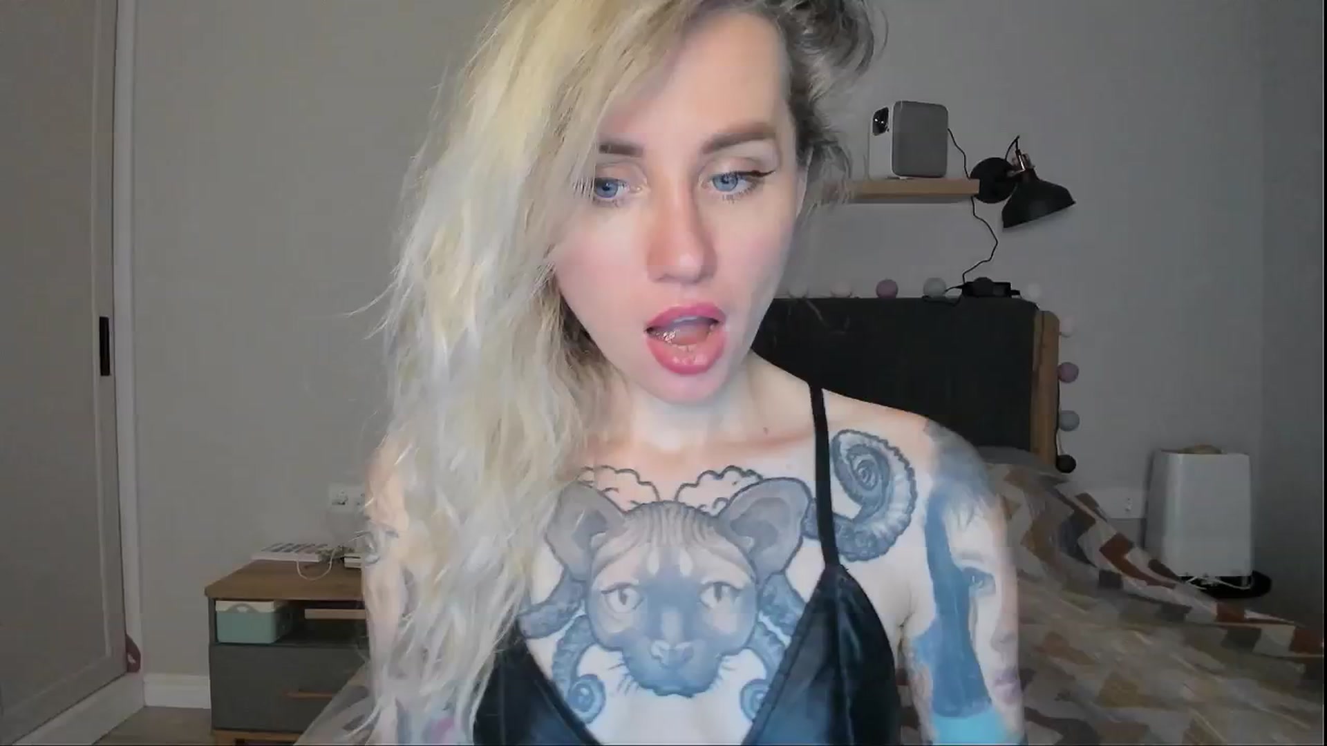 Gallery image thumbnail from Alexa_Smithhh's myfreecams stream on, 08/23/2024, 20:33 image 4 of 20