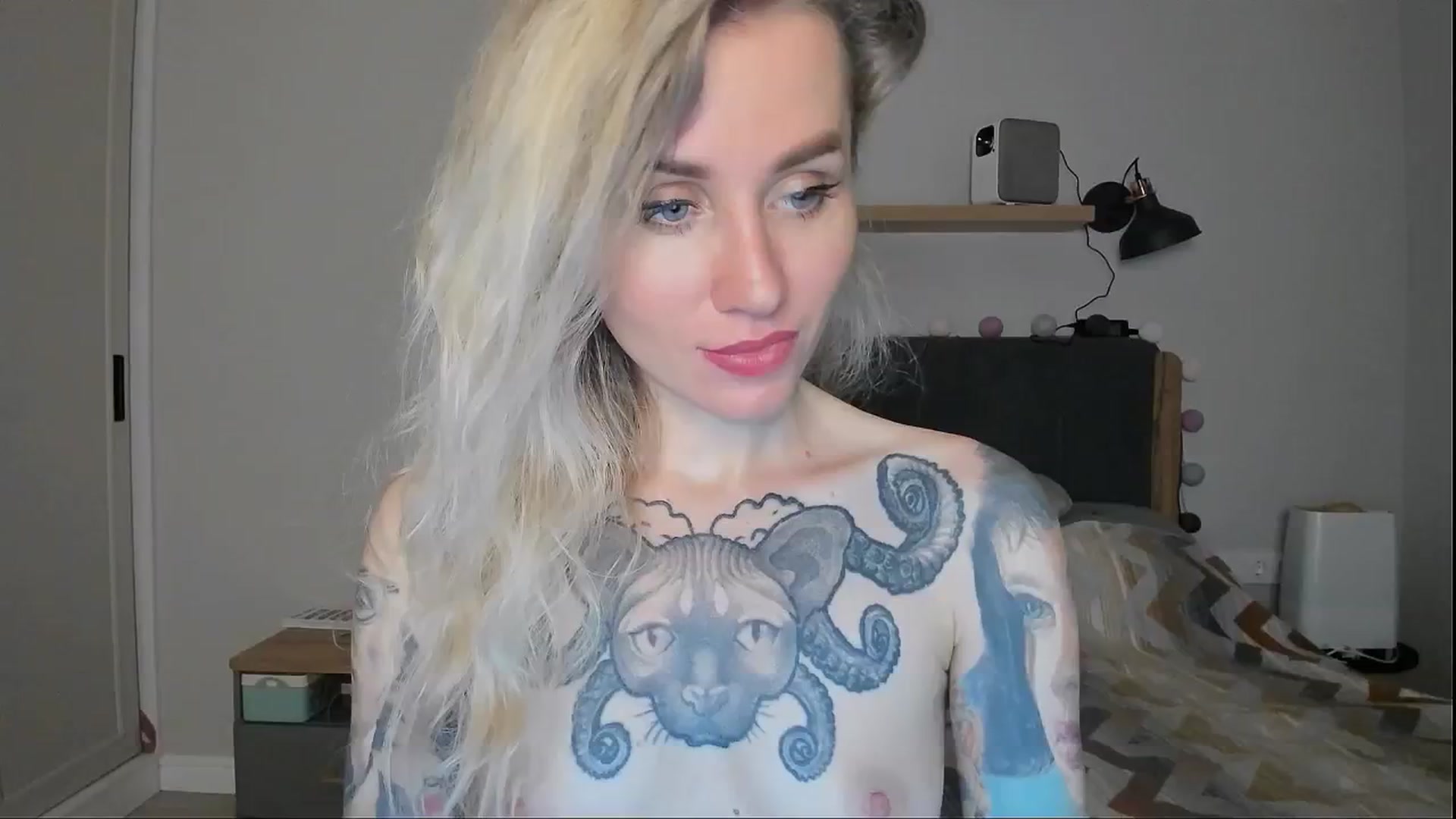 Gallery image thumbnail from Alexa_Smithhh's myfreecams stream on, 08/23/2024, 20:33 image 12 of 20