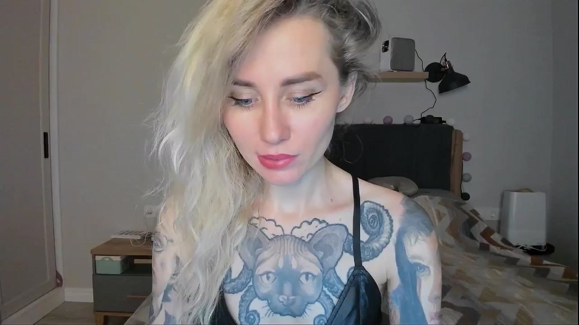 Gallery image thumbnail from Alexa_Smithhh's myfreecams stream on, 08/23/2024, 20:33 image 2 of 20