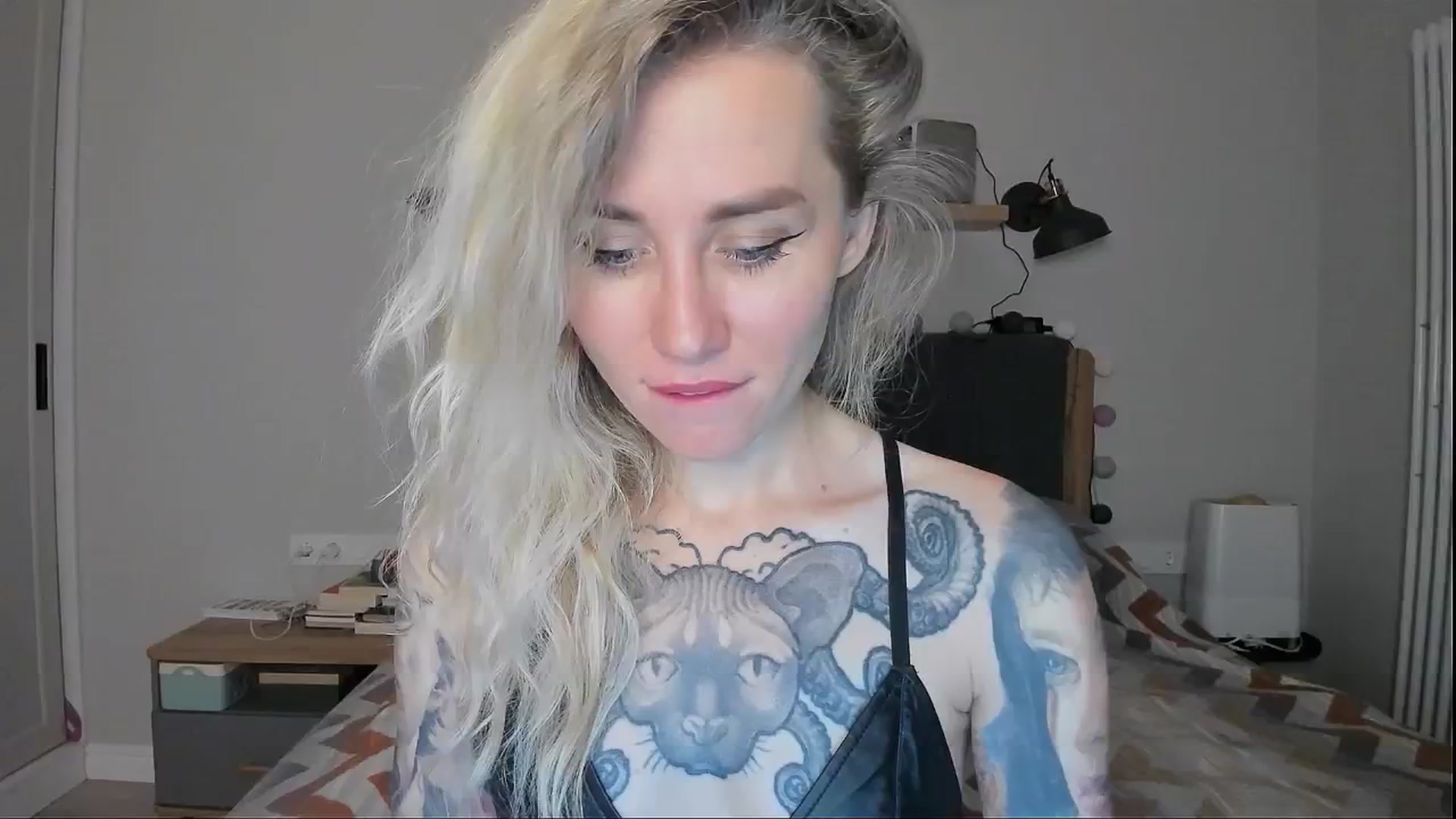 Gallery image thumbnail from Alexa_Smithhh's myfreecams stream on, 08/23/2024, 21:06 image 16 of 20