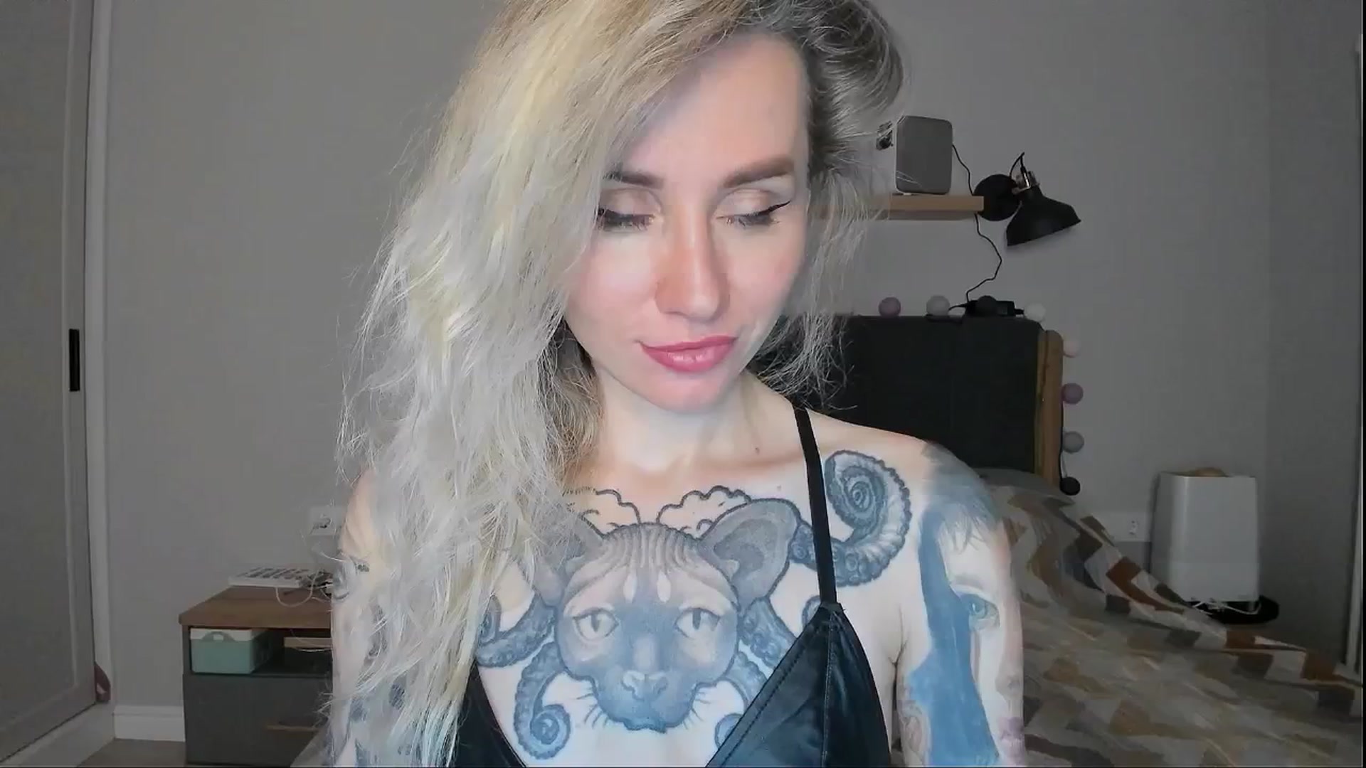 Gallery image thumbnail from Alexa_Smithhh's myfreecams stream on, 08/23/2024, 21:06 image 2 of 20