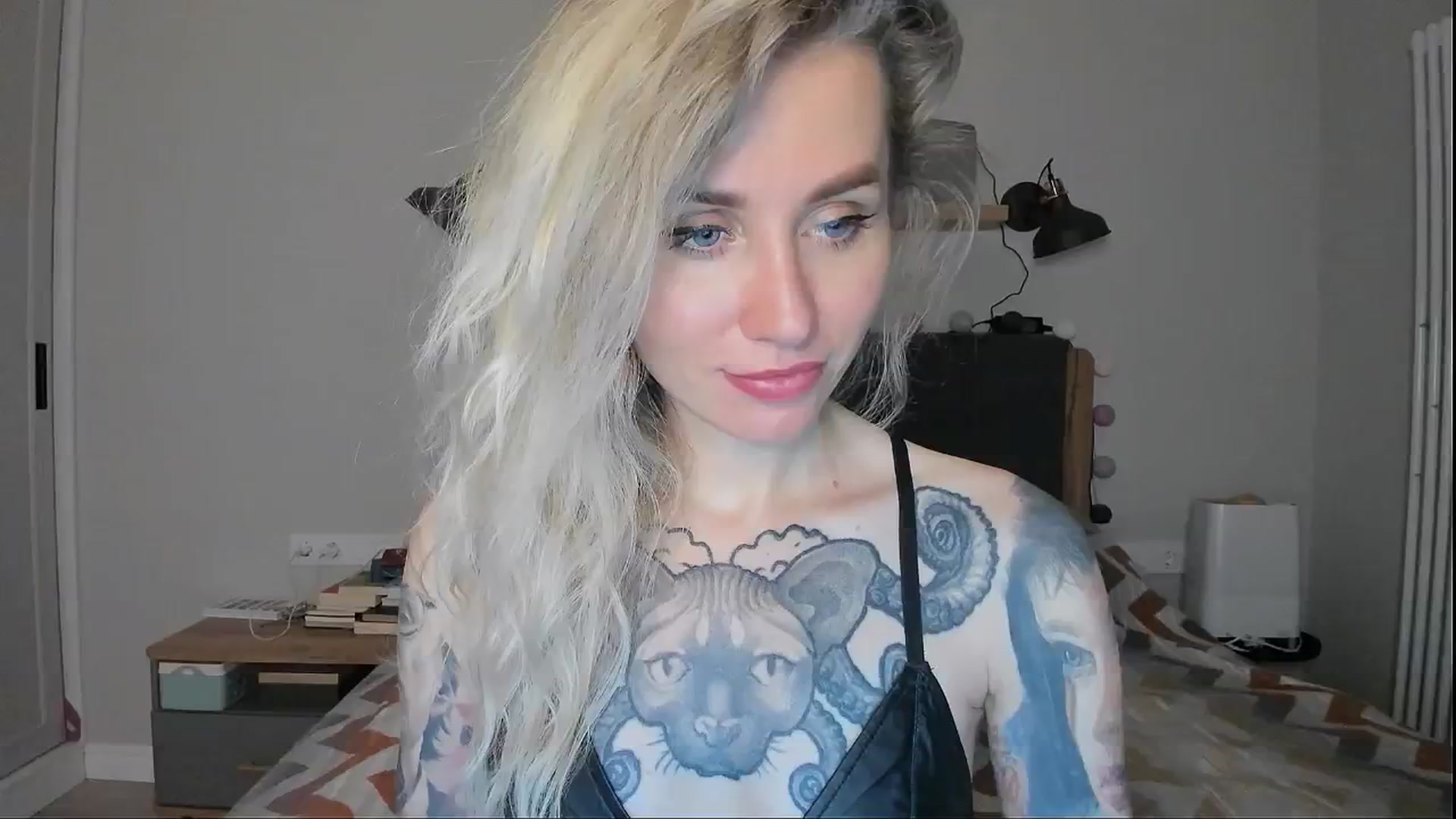 Gallery image thumbnail from Alexa_Smithhh's myfreecams stream on, 08/23/2024, 21:06 image 13 of 20