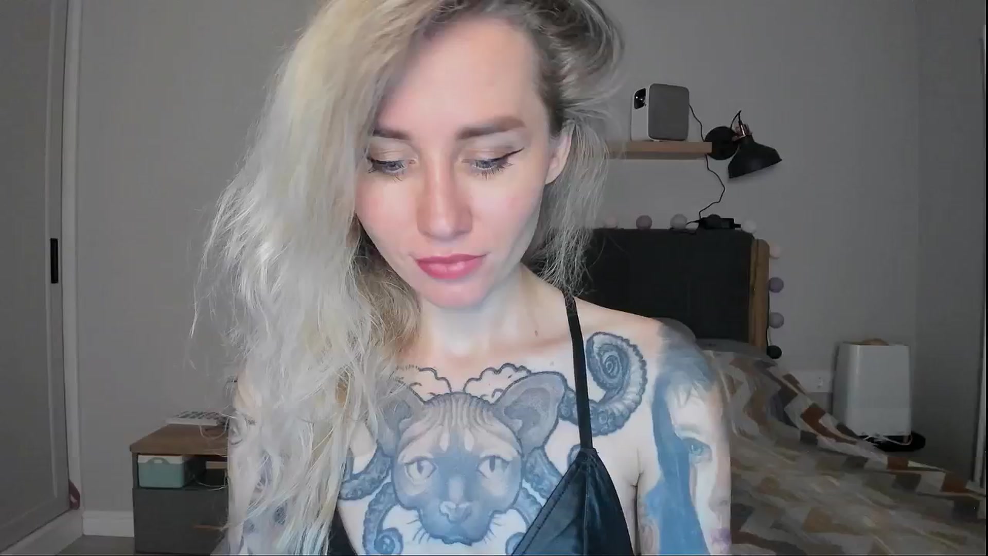 Gallery image thumbnail from Alexa_Smithhh's myfreecams stream on, 08/23/2024, 21:06 image 3 of 20