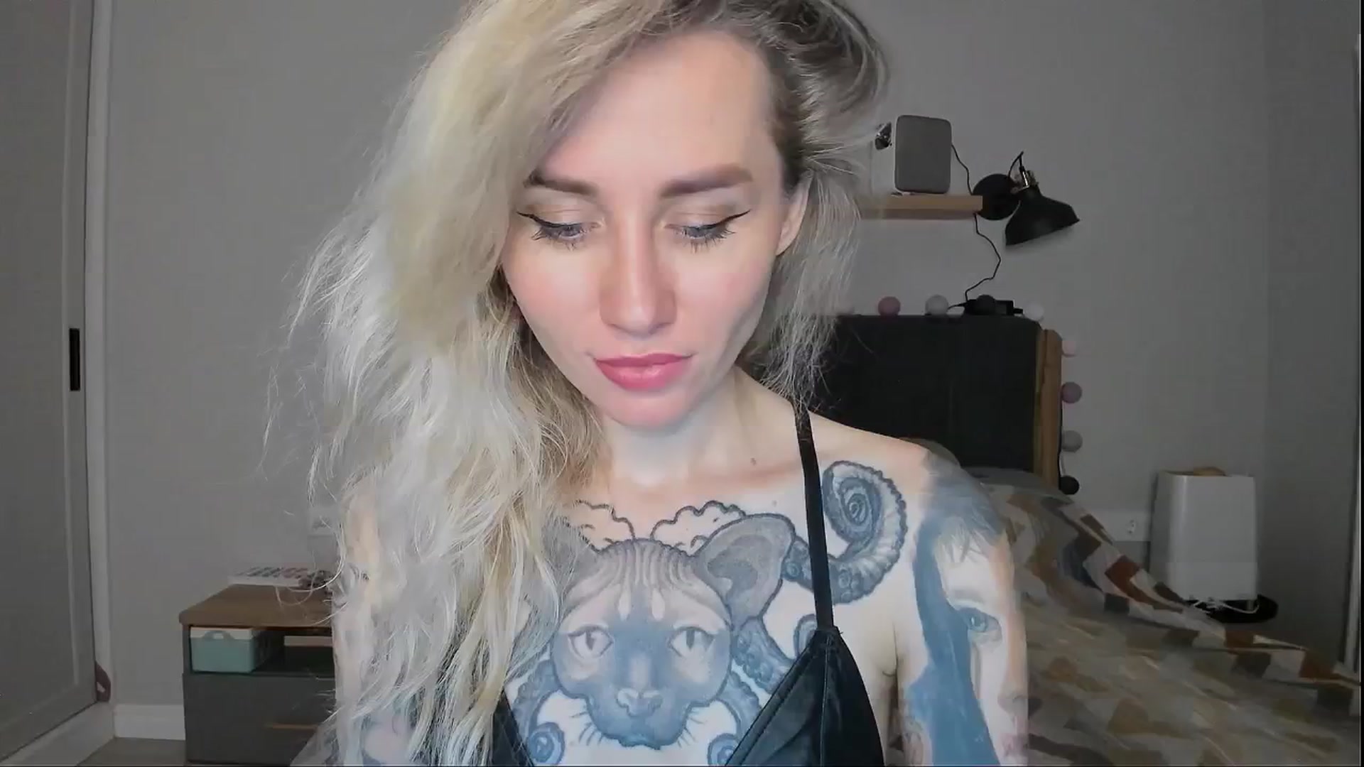 Gallery image thumbnail from Alexa_Smithhh's myfreecams stream on, 08/23/2024, 21:06 image 4 of 20