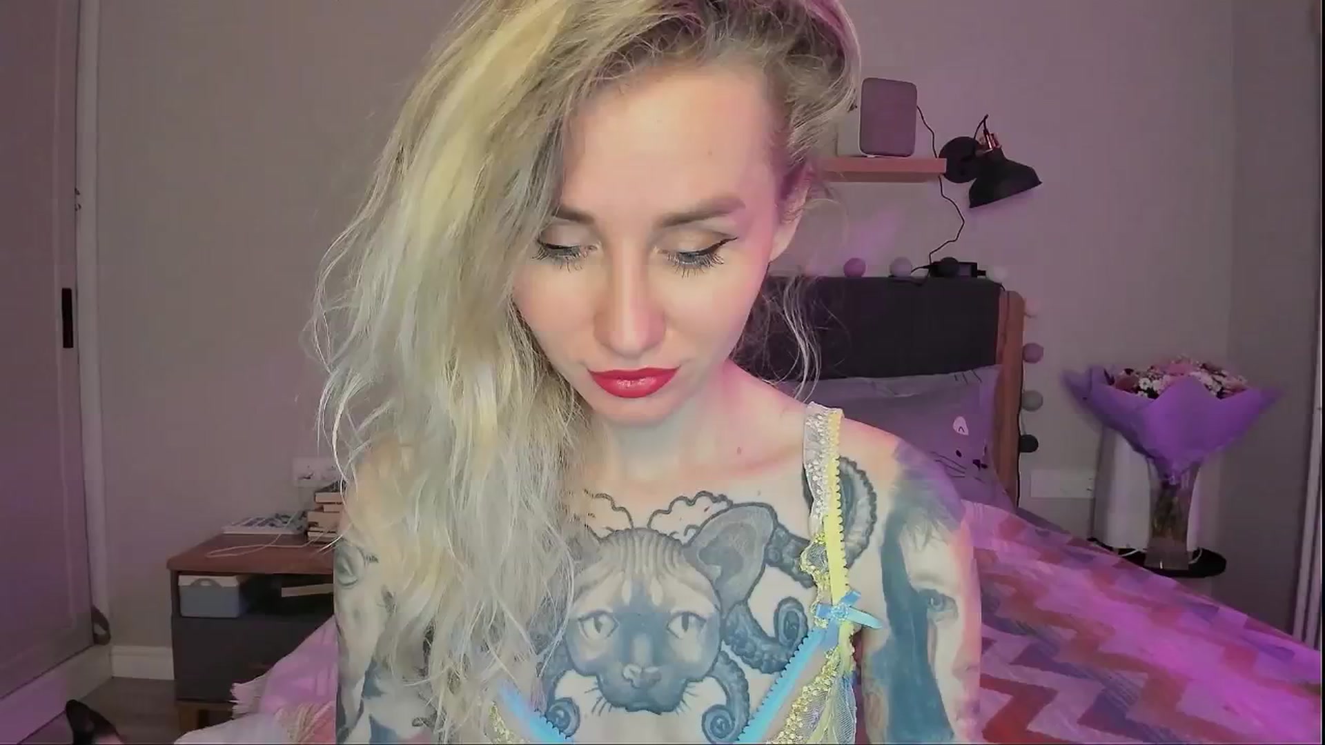 Gallery image thumbnail from Alexa_Smithhh's myfreecams stream on, 08/26/2024, 18:04 image 18 of 20
