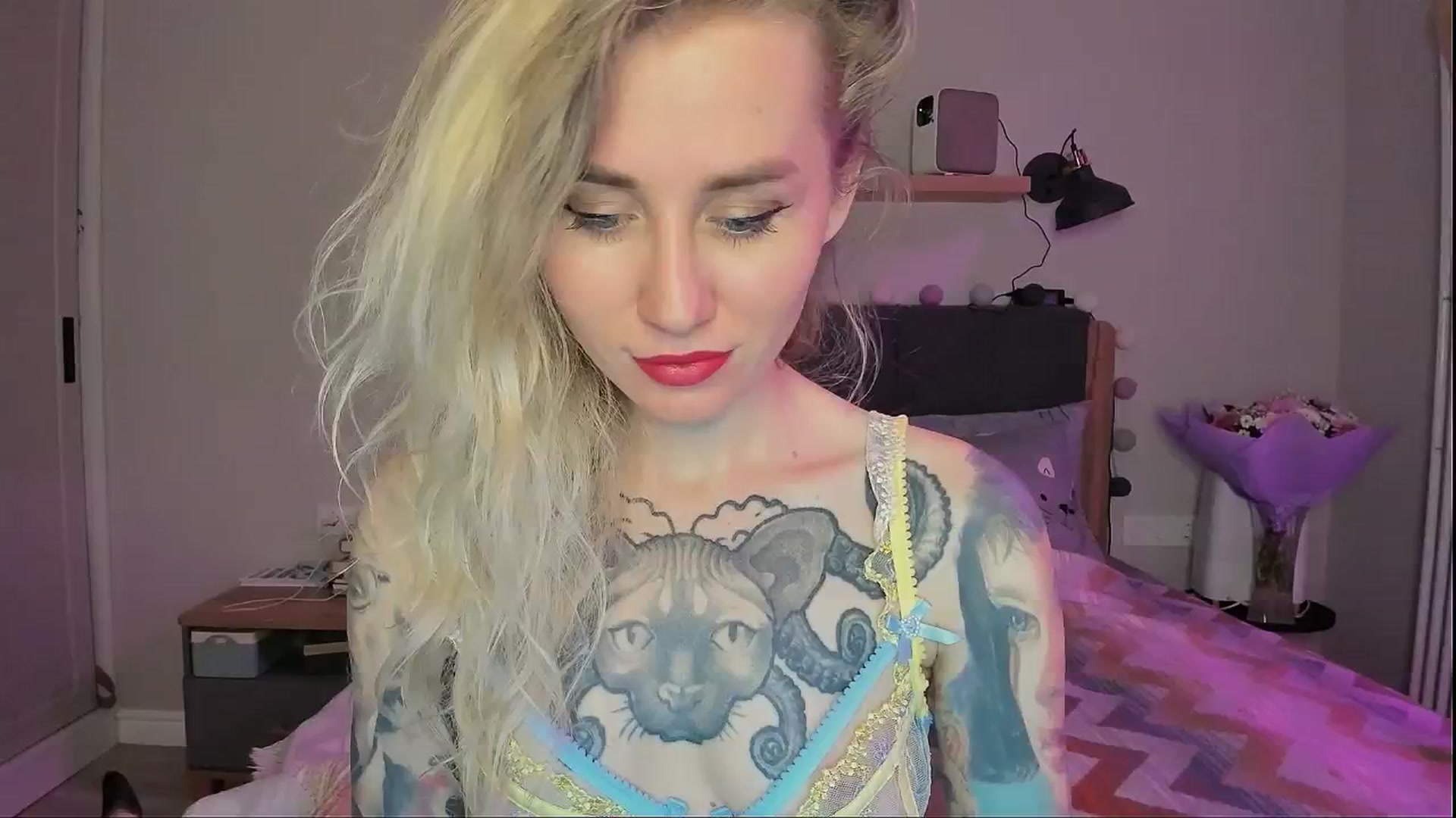 Gallery image thumbnail from Alexa_Smithhh's myfreecams stream on, 08/26/2024, 18:04 image 16 of 20