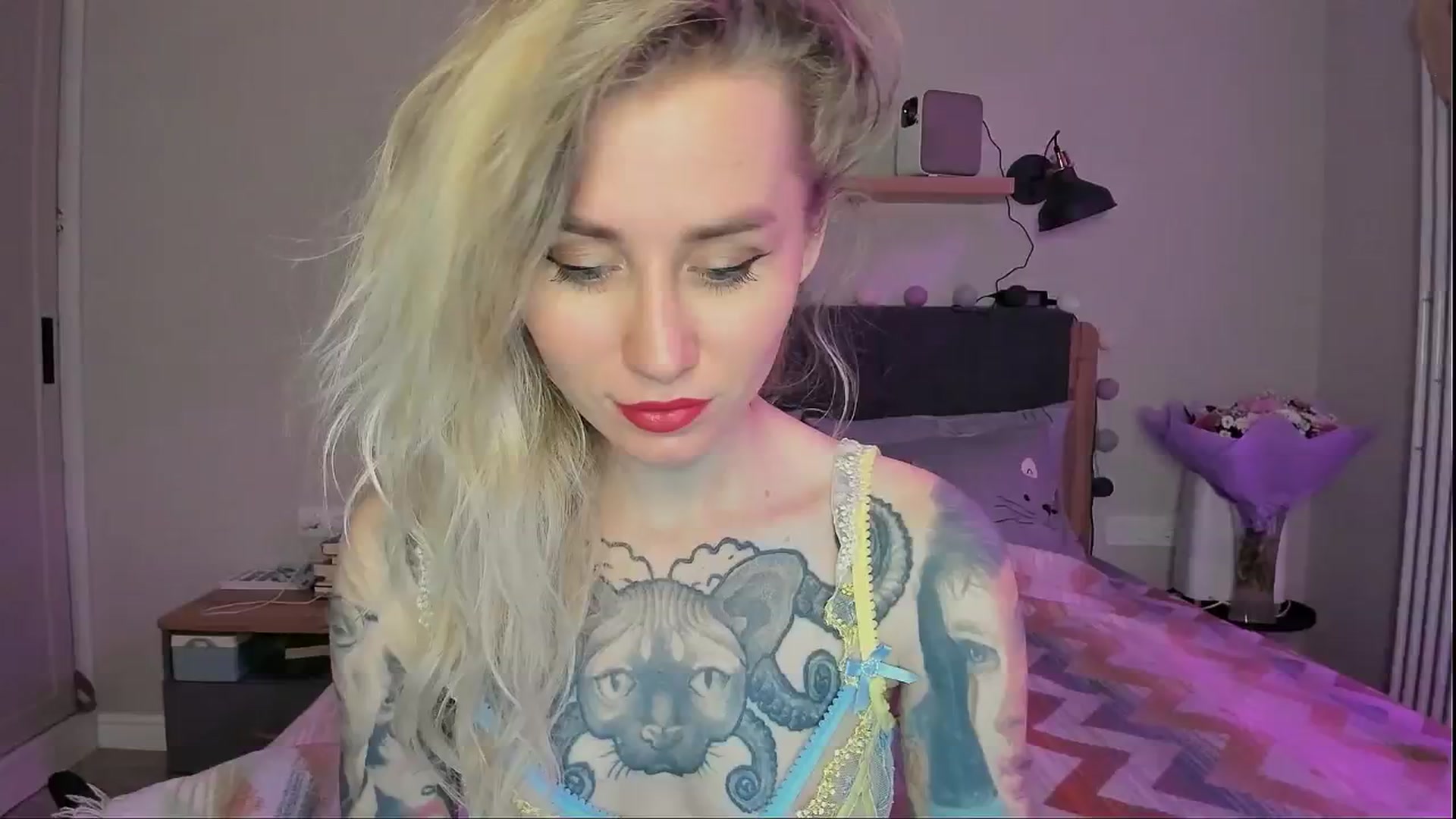 Gallery image thumbnail from Alexa_Smithhh's myfreecams stream on, 08/26/2024, 18:04 image 5 of 20