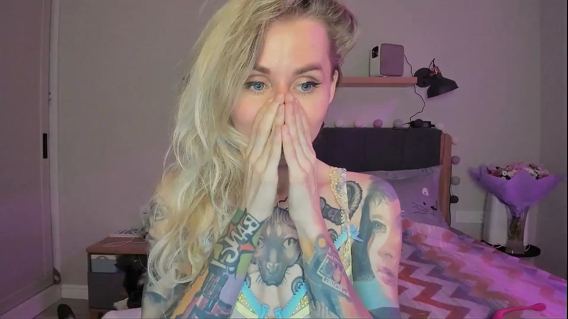Gallery image thumbnail from Alexa_Smithhh's myfreecams stream on, 08/26/2024, 20:14 image 1 of 20