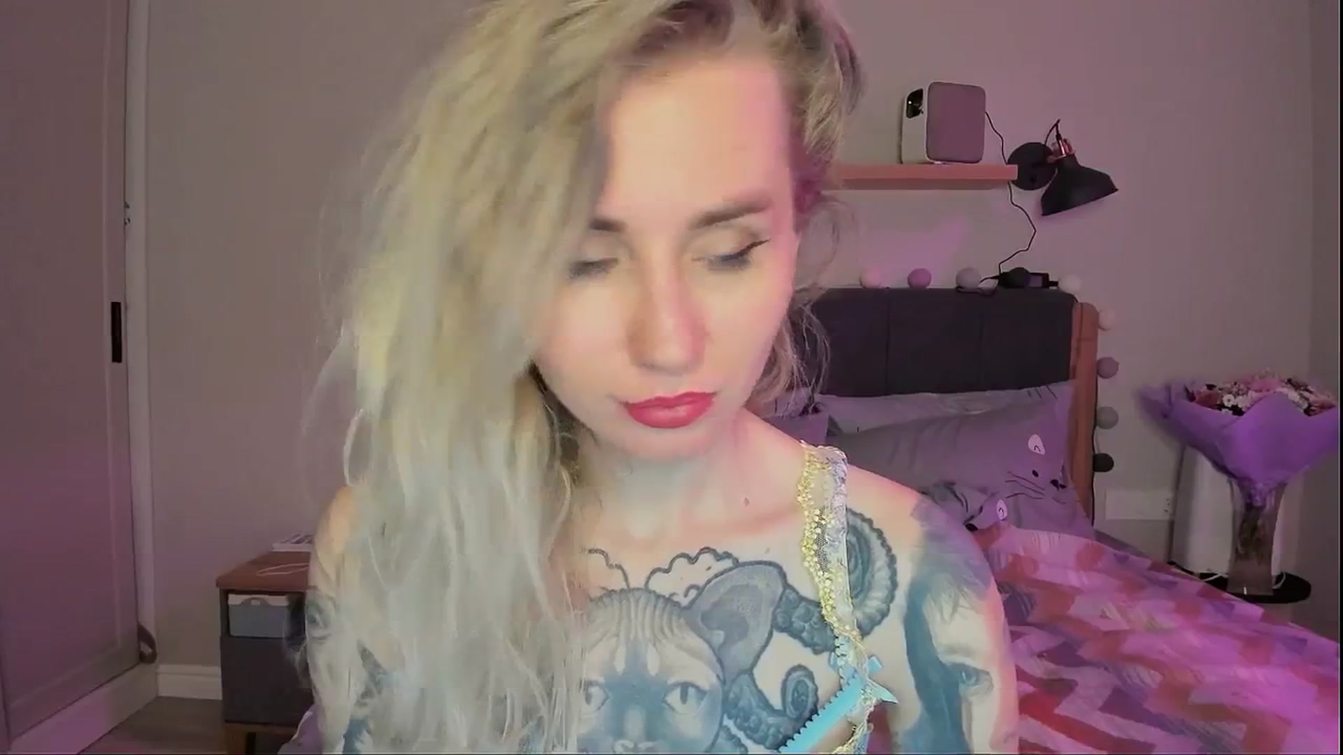 Gallery image thumbnail from Alexa_Smithhh's myfreecams stream on, 08/26/2024, 20:14 image 15 of 20
