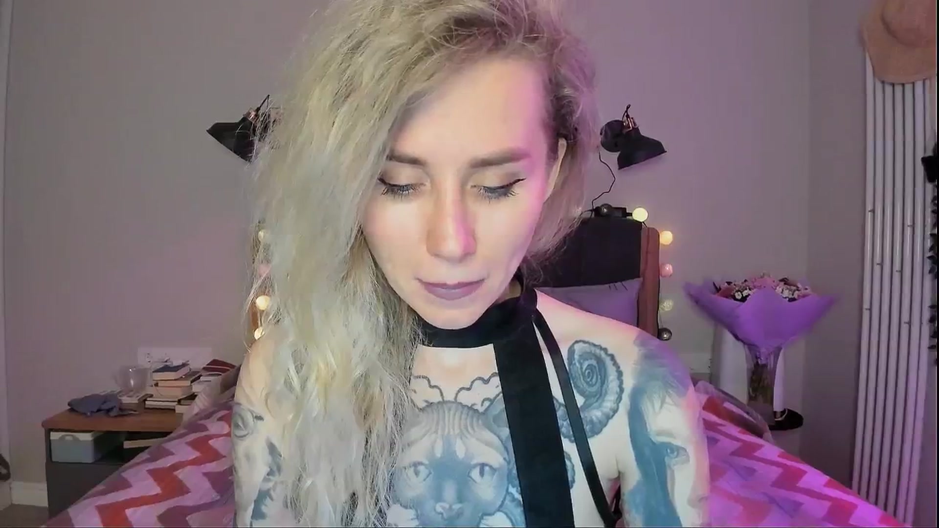 Gallery image thumbnail from Alexa_Smithhh's myfreecams stream on, 08/27/2024, 19:18 image 17 of 20