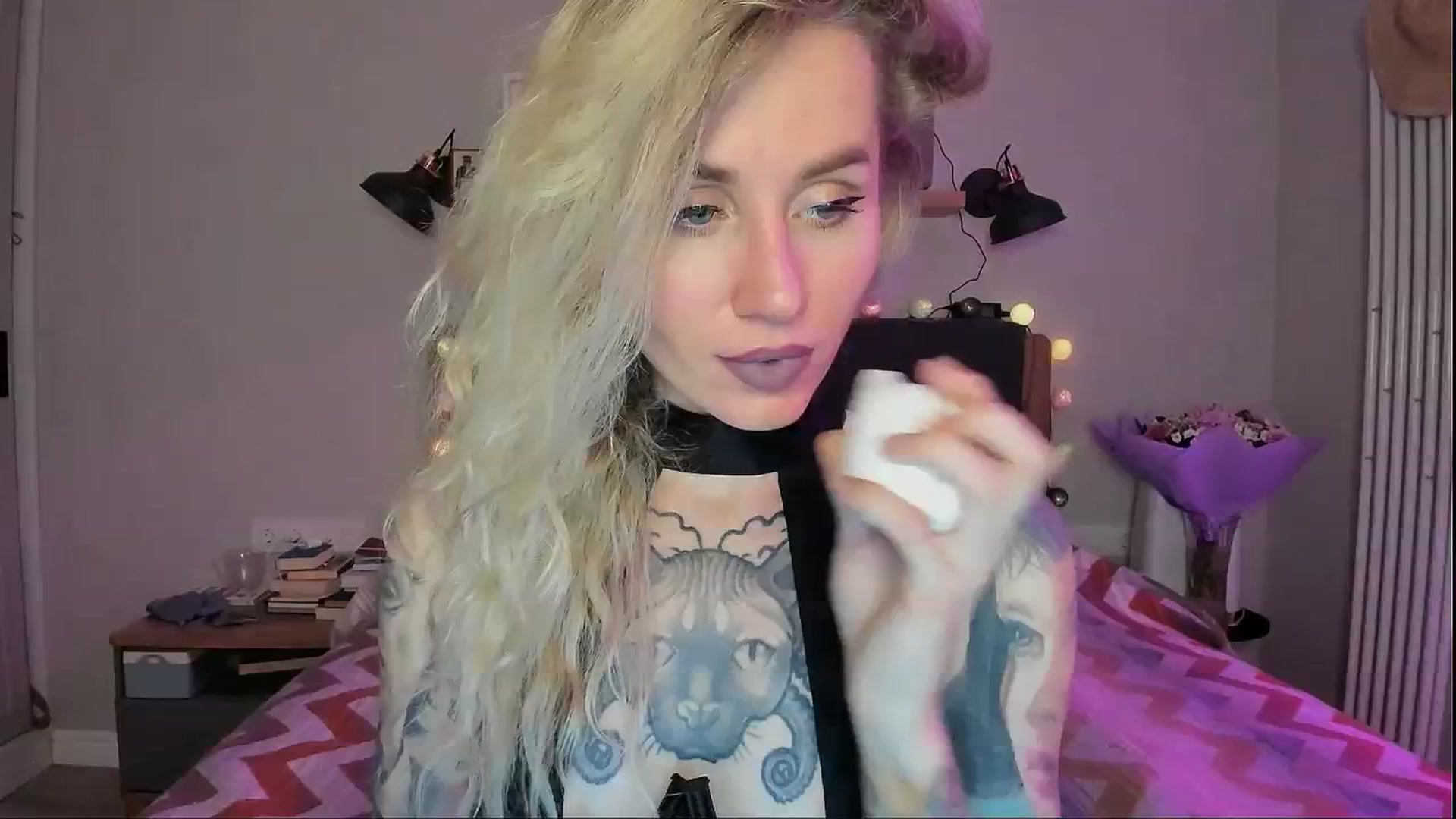 Gallery image thumbnail from Alexa_Smithhh's myfreecams stream on, 08/27/2024, 19:18 image 2 of 20