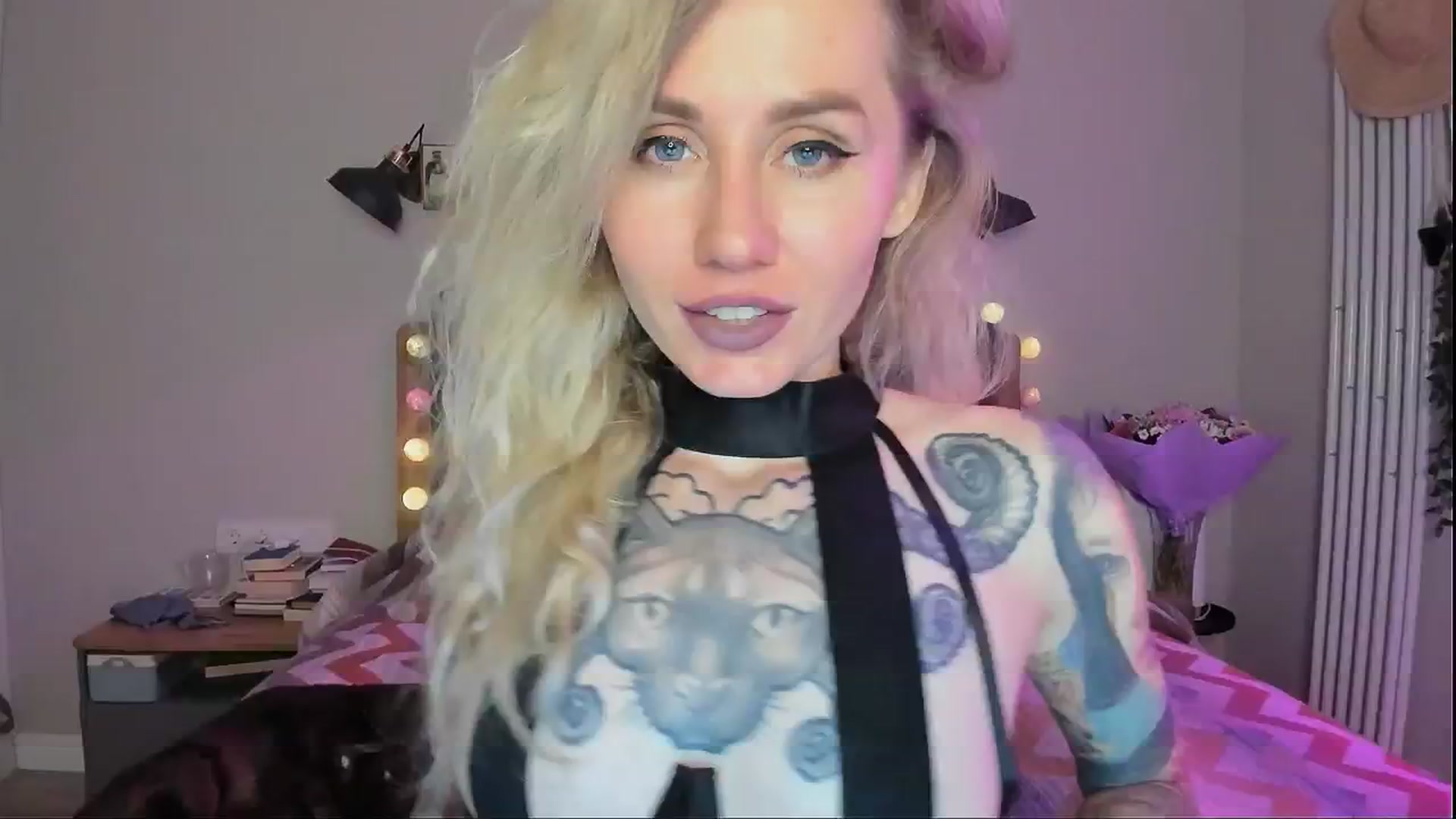 Gallery image thumbnail from Alexa_Smithhh's myfreecams stream on, 08/27/2024, 19:18 image 6 of 20