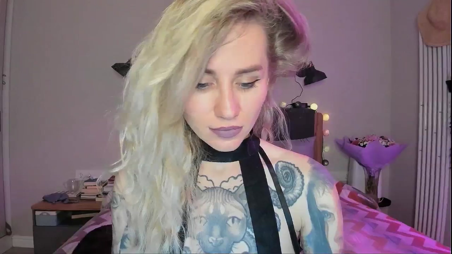 Gallery image thumbnail from Alexa_Smithhh's myfreecams stream on, 08/27/2024, 19:18 image 10 of 20