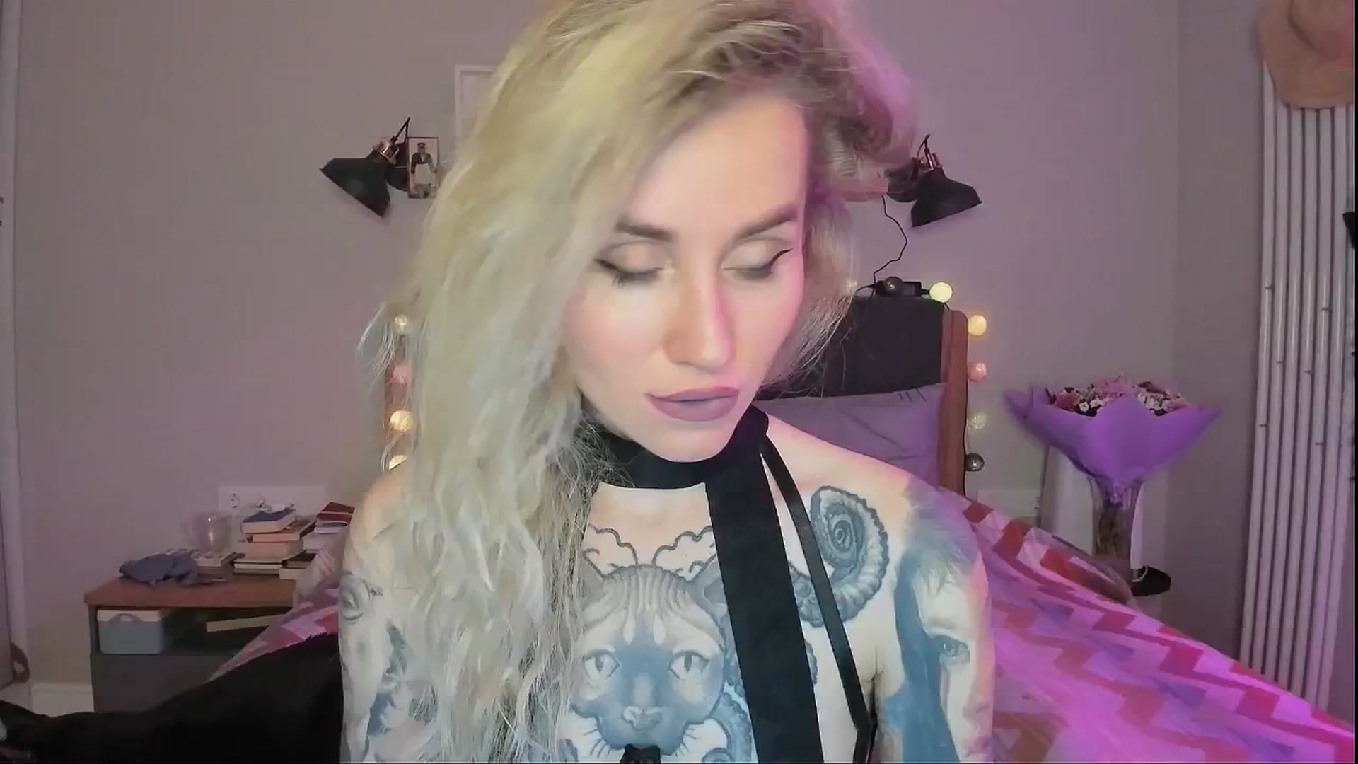 Gallery image thumbnail from Alexa_Smithhh's myfreecams stream on, 08/27/2024, 19:18 image 5 of 20