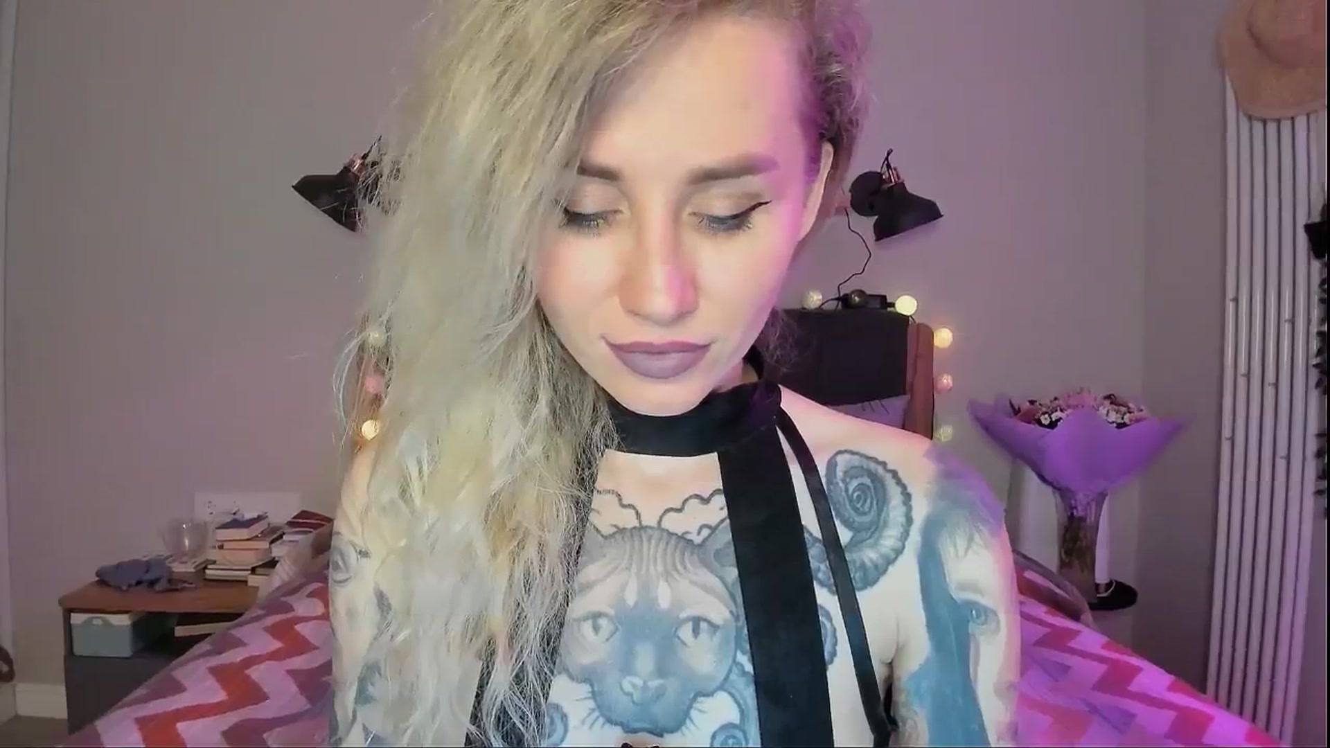 Gallery image thumbnail from Alexa_Smithhh's myfreecams stream on, 08/27/2024, 19:18 image 16 of 20