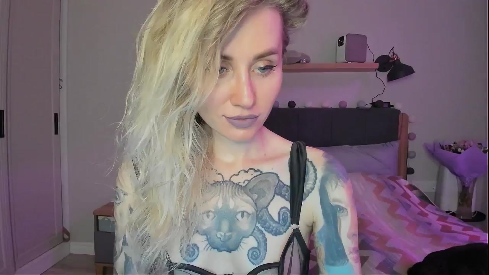 Gallery image thumbnail from Alexa_Smithhh's myfreecams stream on, 08/30/2024, 17:45 image 7 of 20