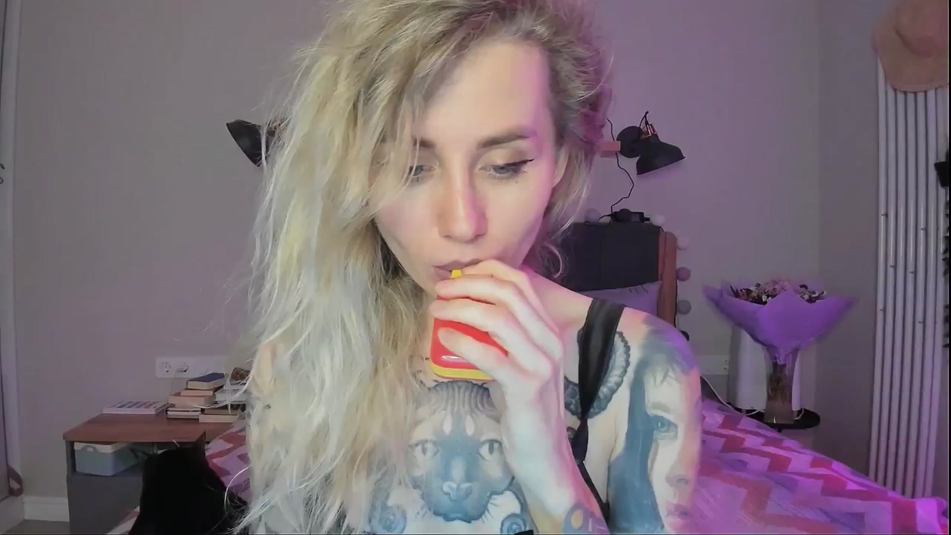 Gallery image thumbnail from Alexa_Smithhh's myfreecams stream on, 08/30/2024, 21:27 image 14 of 20
