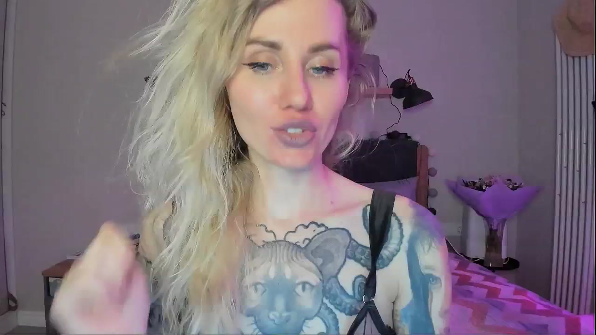 Gallery image thumbnail from Alexa_Smithhh's myfreecams stream on, 08/30/2024, 21:27 image 15 of 20