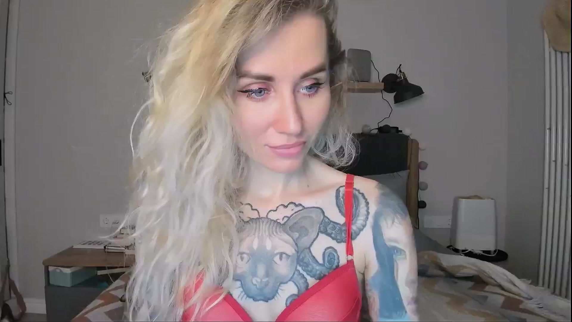 Gallery image thumbnail from Alexa_Smithhh's myfreecams stream on, 09/01/2024, 20:41 image 16 of 20