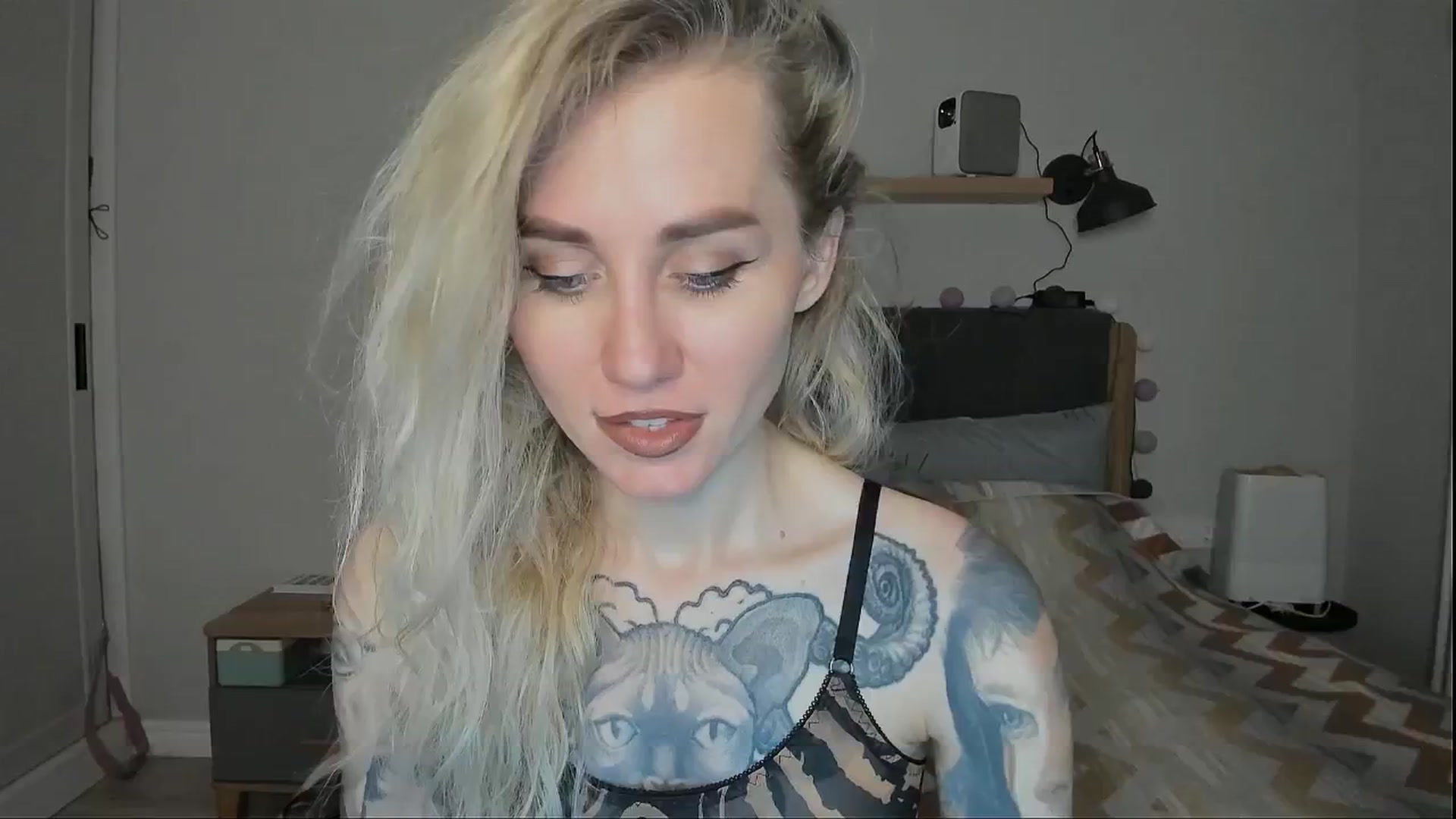Gallery image thumbnail from Alexa_Smithhh's myfreecams stream on, 09/02/2024, 19:05 image 12 of 20