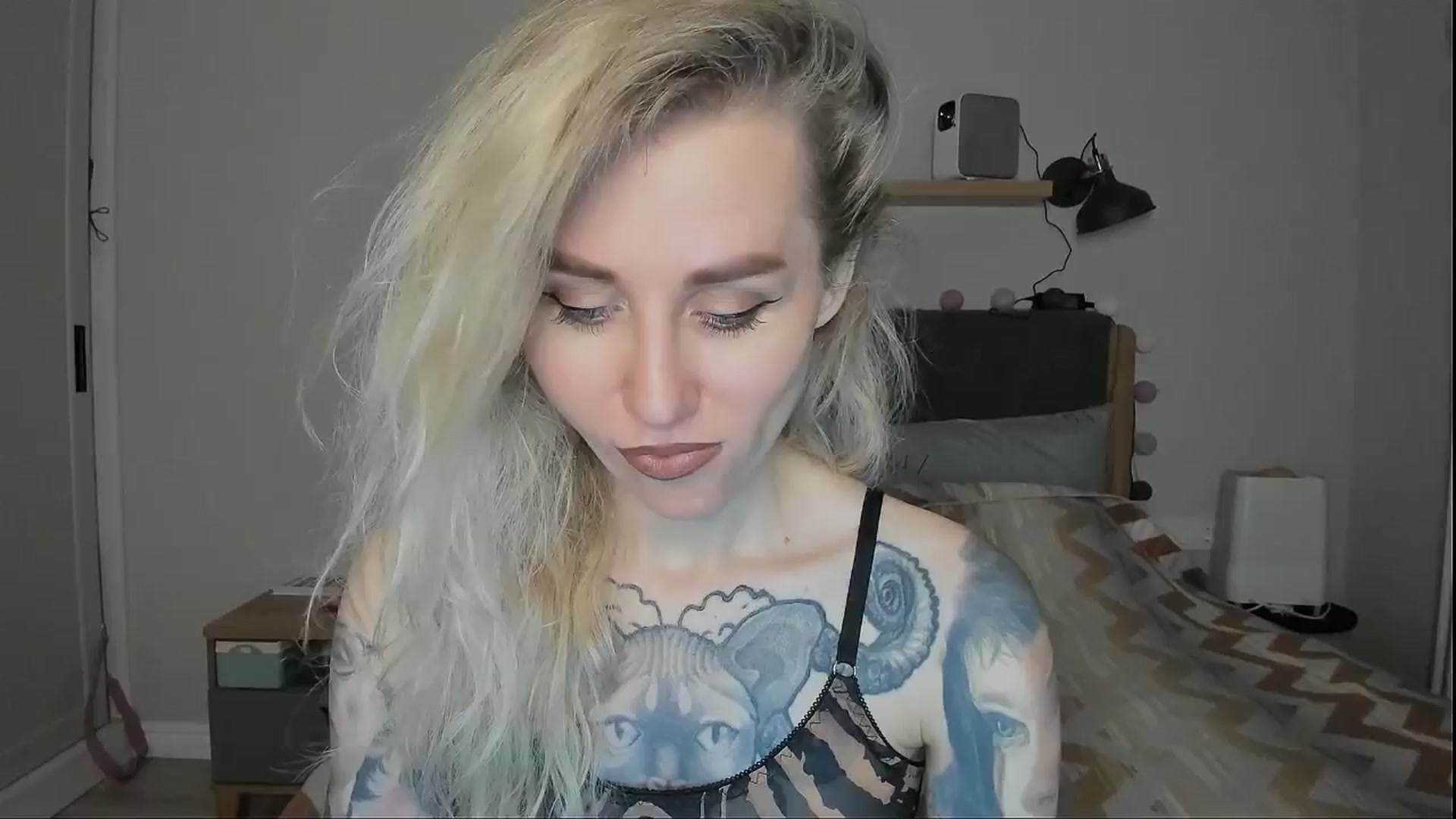 Gallery image thumbnail from Alexa_Smithhh's myfreecams stream on, 09/02/2024, 19:05 image 16 of 20
