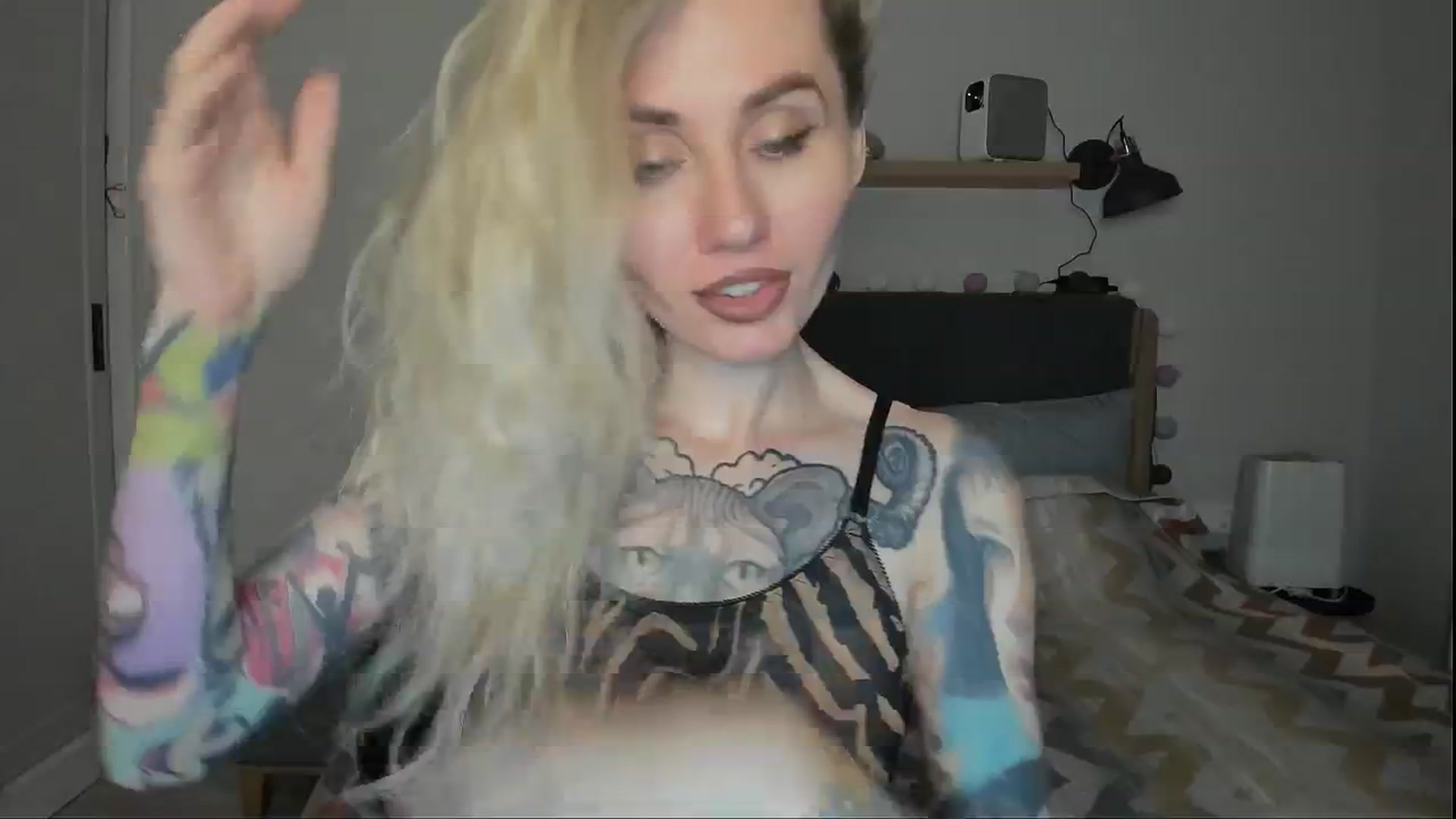 Gallery image thumbnail from Alexa_Smithhh's myfreecams stream on, 09/02/2024, 20:53 image 19 of 20