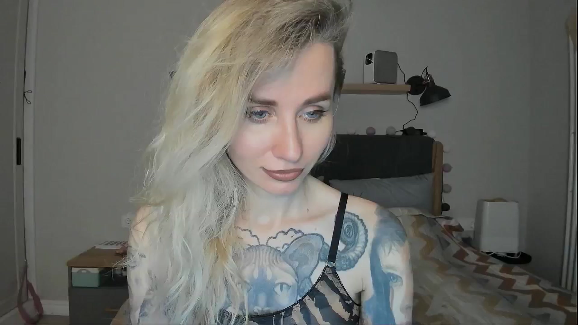Gallery image thumbnail from Alexa_Smithhh's myfreecams stream on, 09/02/2024, 20:53 image 9 of 20