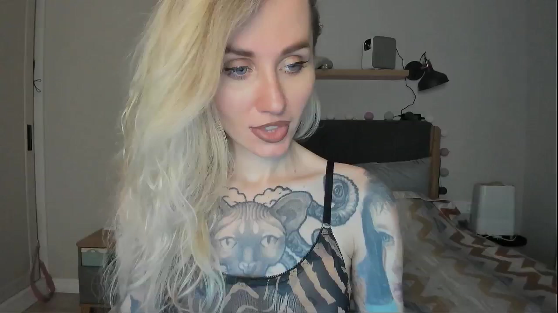 Gallery image thumbnail from Alexa_Smithhh's myfreecams stream on, 09/02/2024, 20:53 image 14 of 20