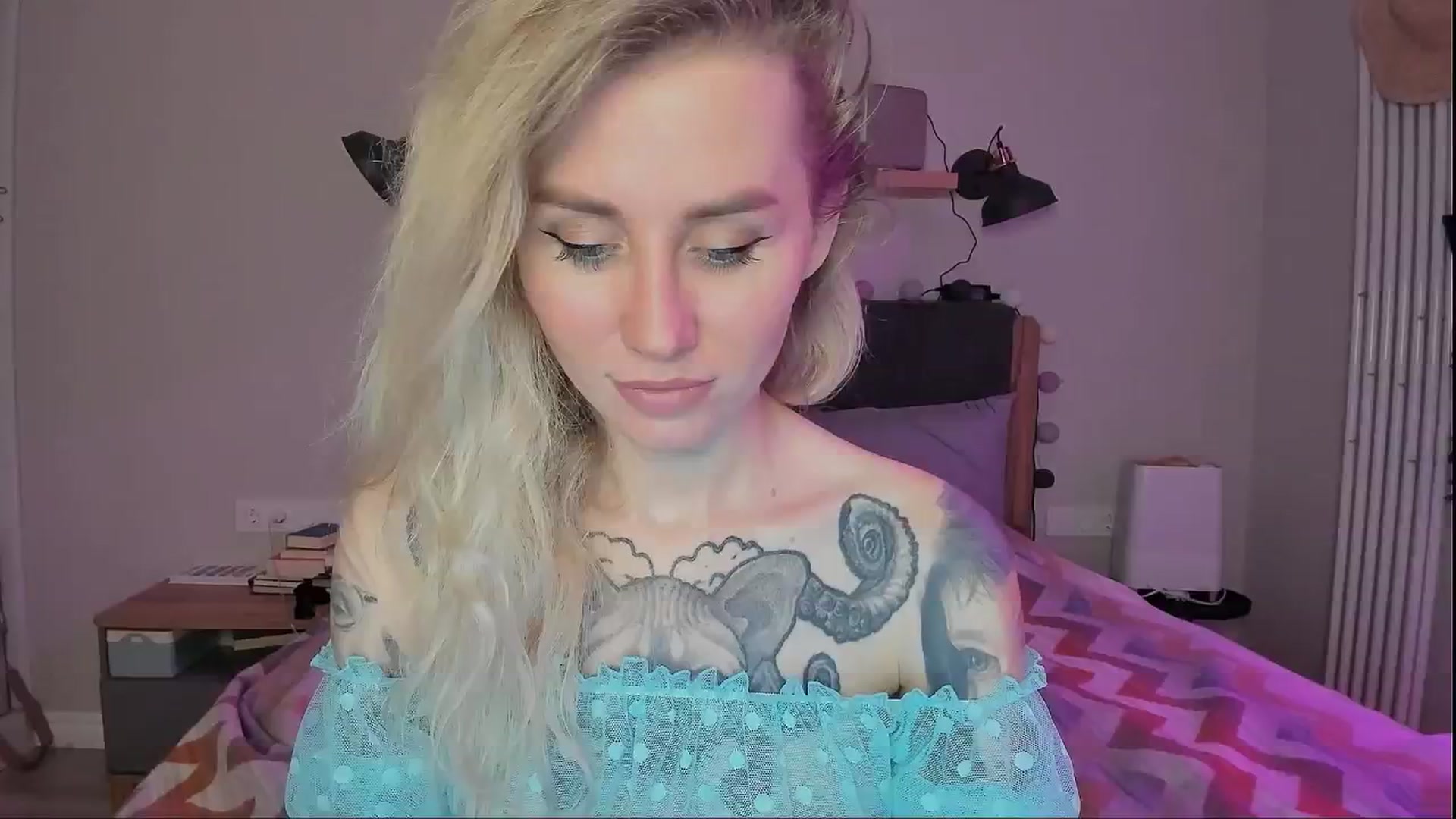 Gallery image thumbnail from Alexa_Smithhh's myfreecams stream on, 09/03/2024, 19:19 image 4 of 20