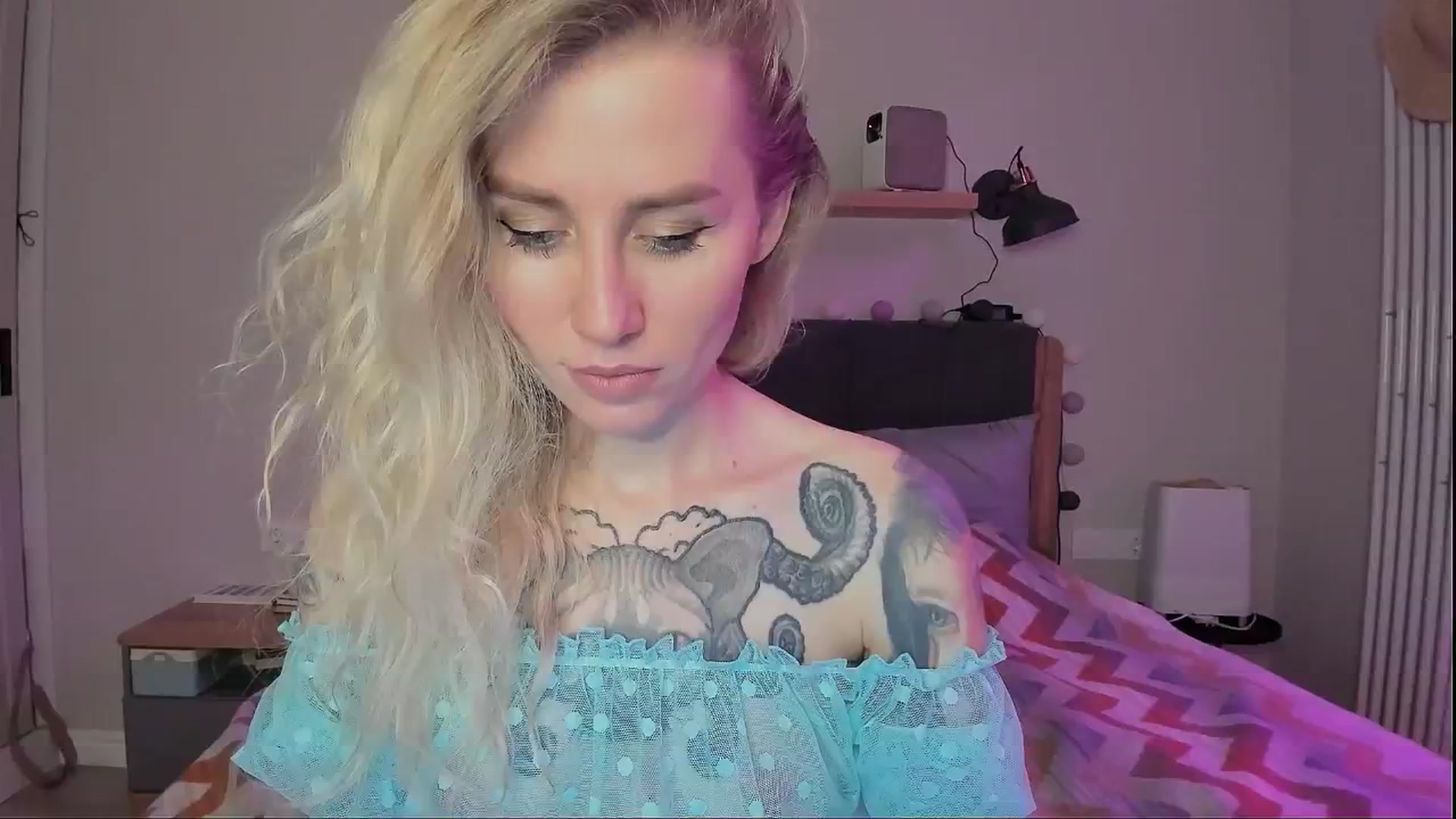 Gallery image thumbnail from Alexa_Smithhh's myfreecams stream on, 09/03/2024, 19:19 image 1 of 20