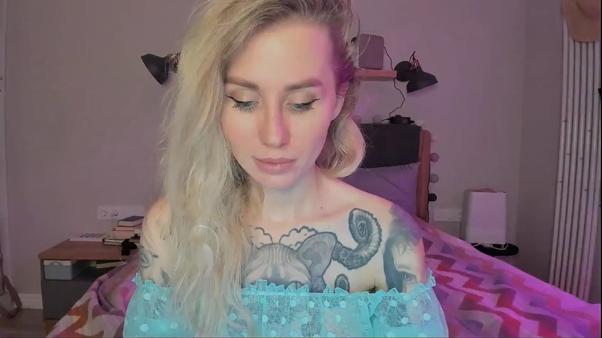 Gallery image thumbnail from Alexa_Smithhh's myfreecams stream on, 09/03/2024, 19:19 image 7 of 20