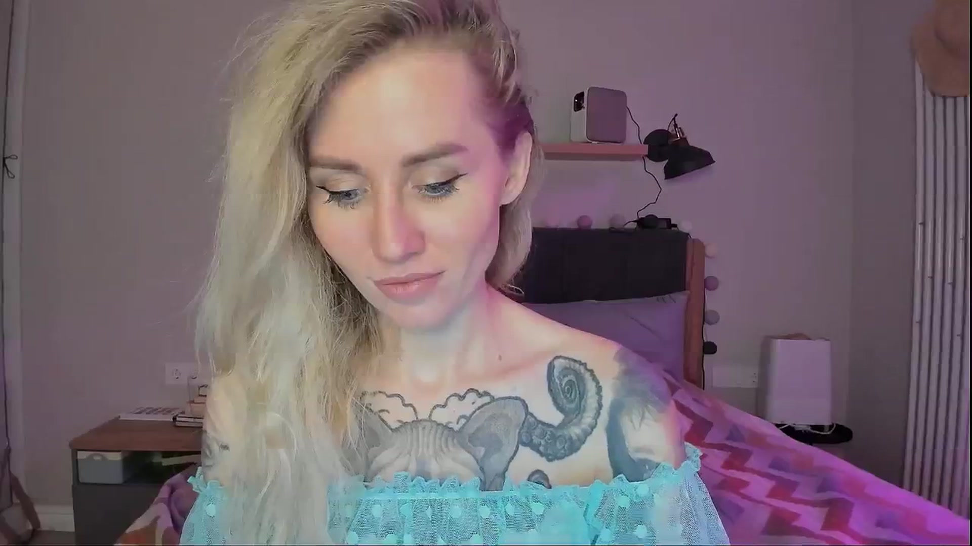 Gallery image thumbnail from Alexa_Smithhh's myfreecams stream on, 09/03/2024, 19:19 image 11 of 20