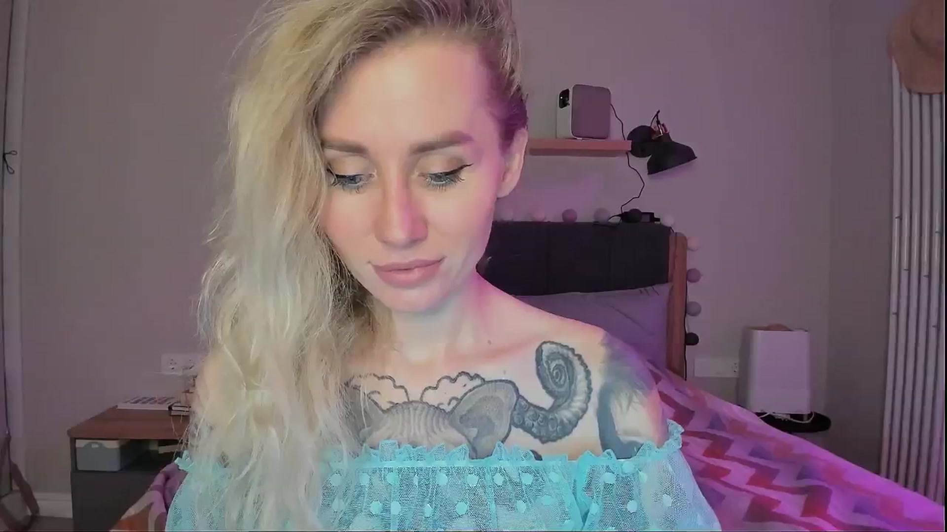 Gallery image thumbnail from Alexa_Smithhh's myfreecams stream on, 09/03/2024, 19:19 image 10 of 20