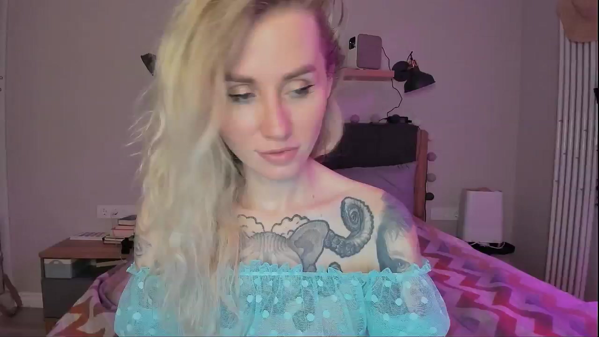 Gallery image thumbnail from Alexa_Smithhh's myfreecams stream on, 09/03/2024, 19:19 image 3 of 20