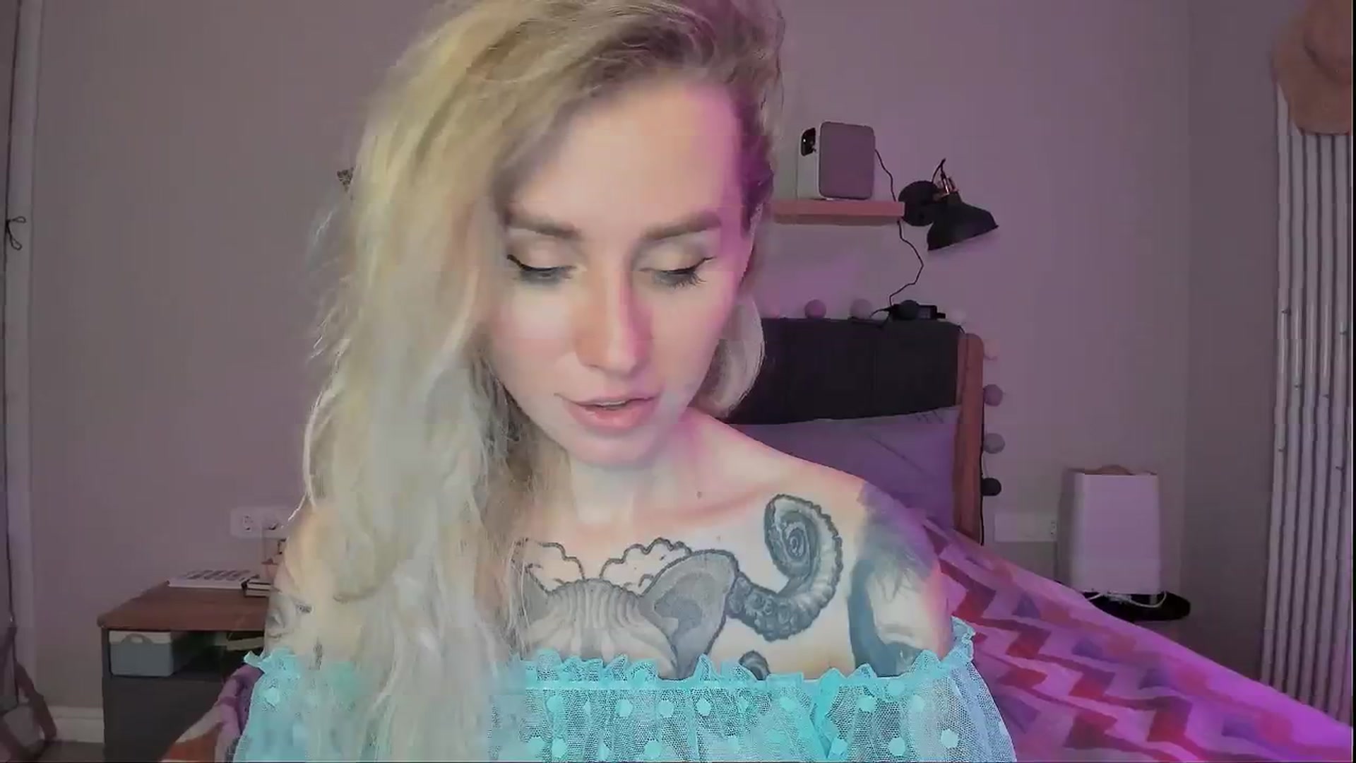 Gallery image thumbnail from Alexa_Smithhh's myfreecams stream on, 09/03/2024, 19:19 image 12 of 20