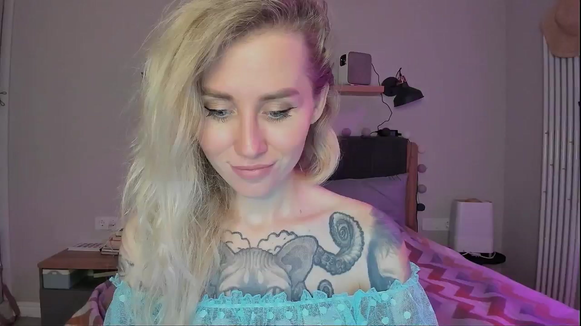 Gallery image thumbnail from Alexa_Smithhh's myfreecams stream on, 09/03/2024, 19:19 image 14 of 20