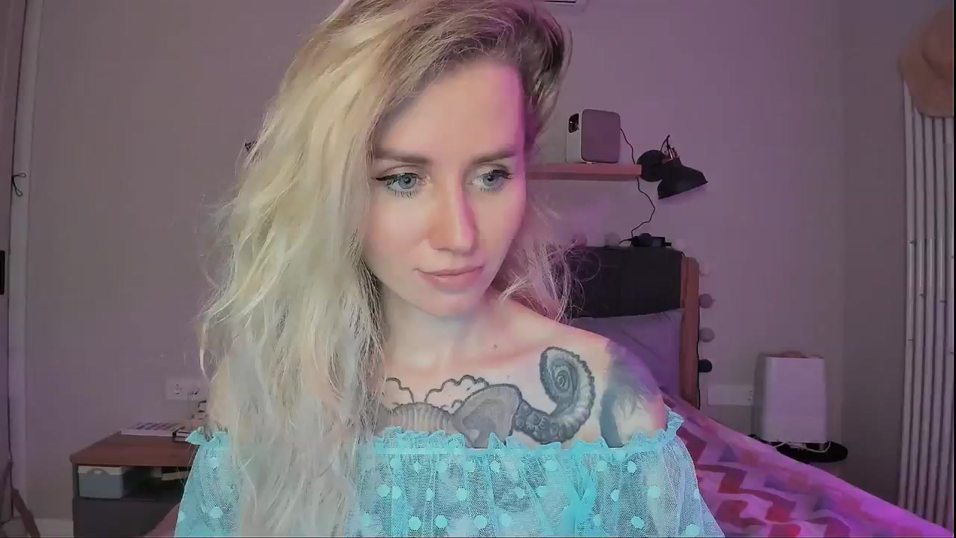 Gallery image thumbnail from Alexa_Smithhh's myfreecams stream on, 09/03/2024, 20:34 image 16 of 20