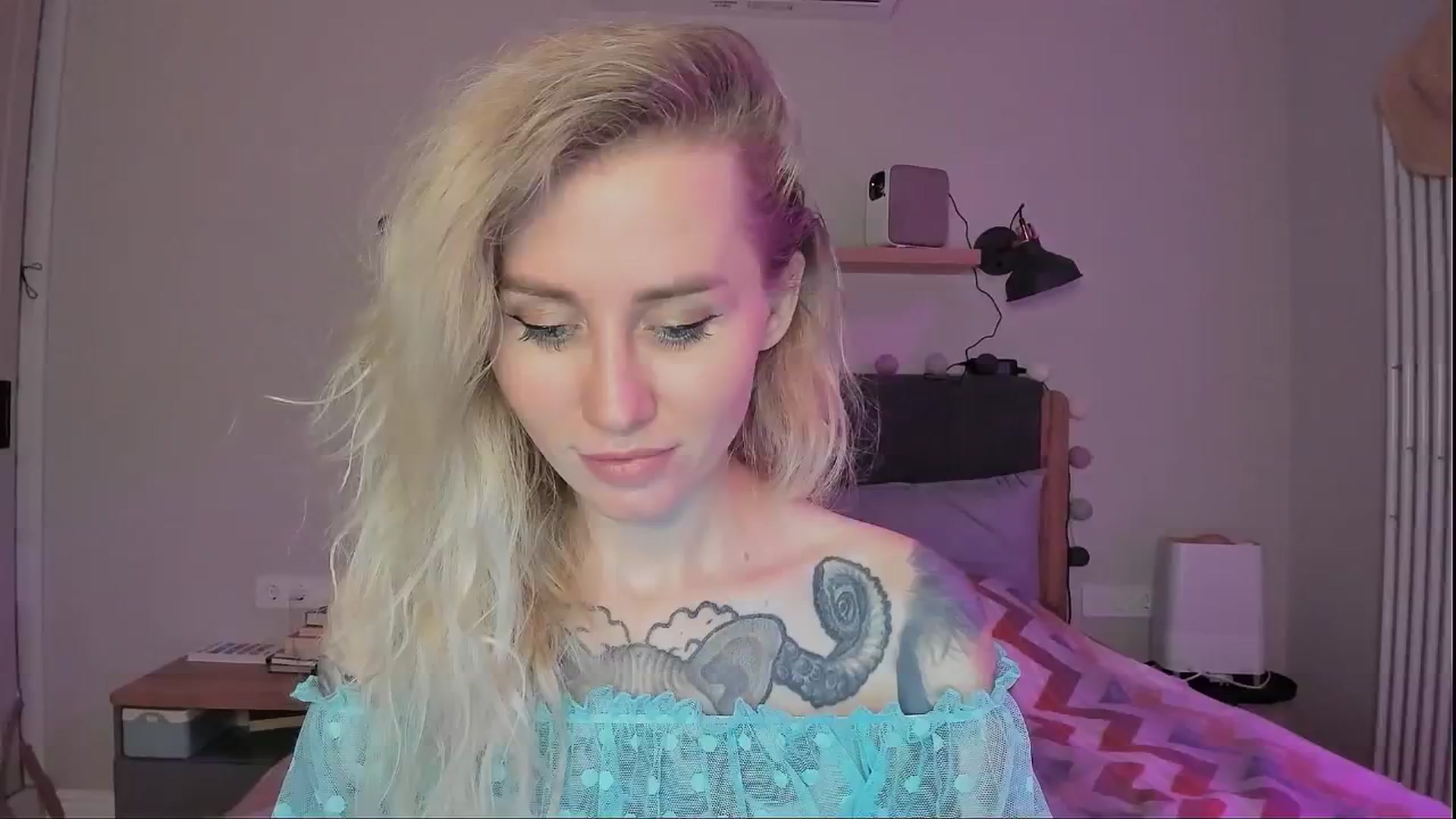 Gallery image thumbnail from Alexa_Smithhh's myfreecams stream on, 09/03/2024, 20:34 image 12 of 20