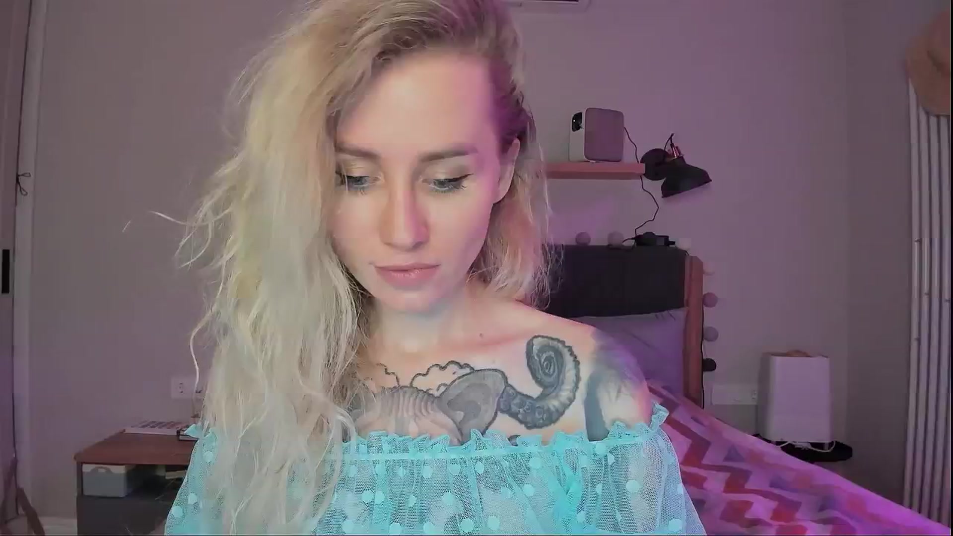 Gallery image thumbnail from Alexa_Smithhh's myfreecams stream on, 09/03/2024, 20:34 image 9 of 20