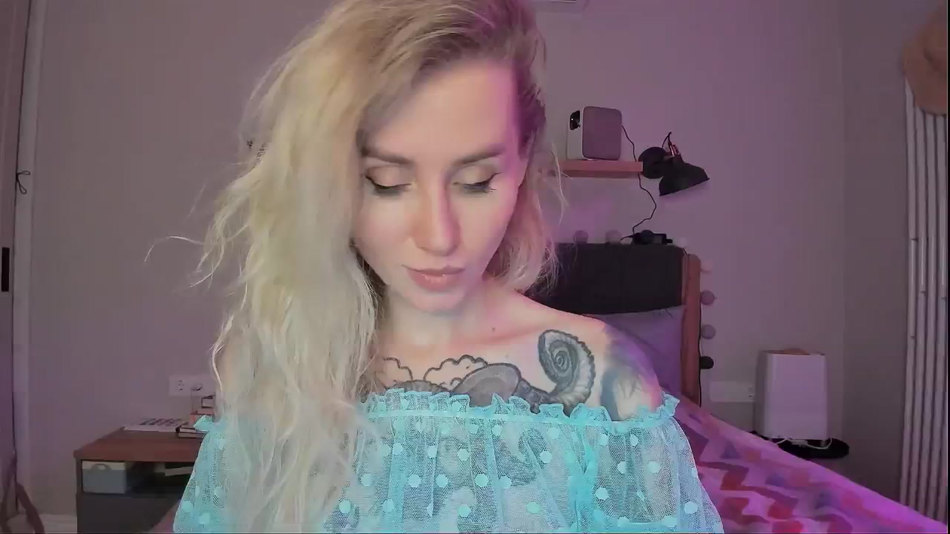Gallery image thumbnail from Alexa_Smithhh's myfreecams stream on, 09/03/2024, 20:34 image 4 of 20