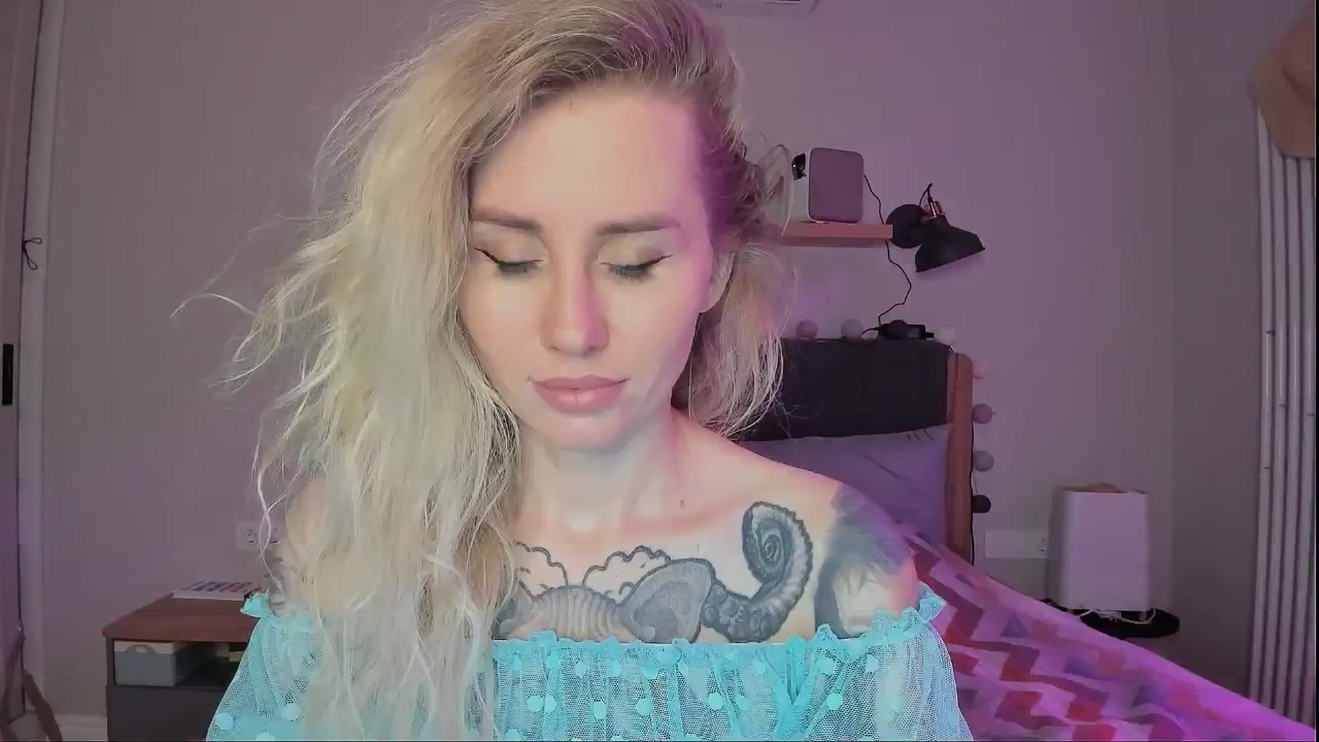Gallery image thumbnail from Alexa_Smithhh's myfreecams stream on, 09/03/2024, 20:34 image 2 of 20