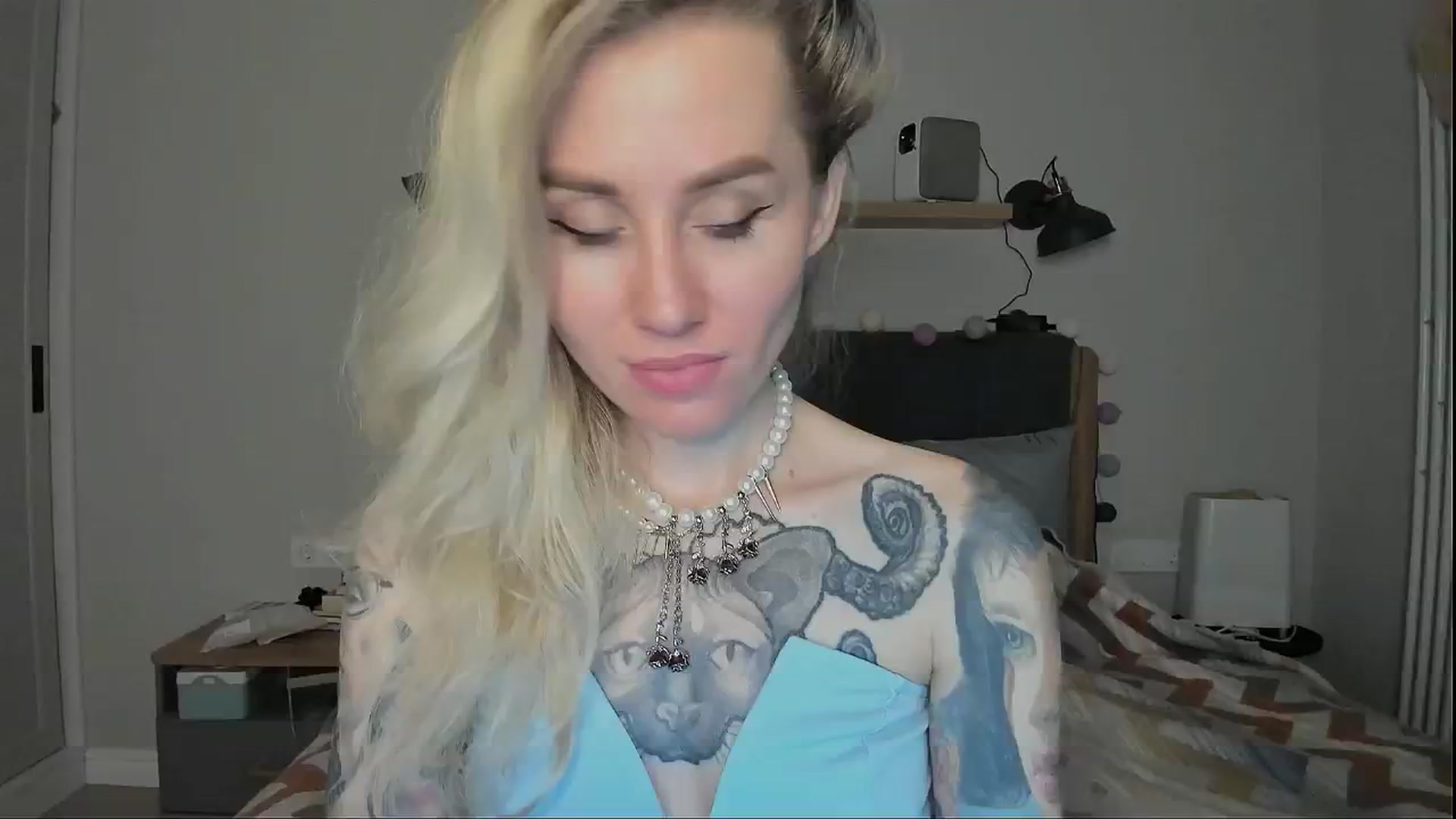 Gallery image thumbnail from Alexa_Smithhh's myfreecams stream on, 09/05/2024, 18:48 image 8 of 20