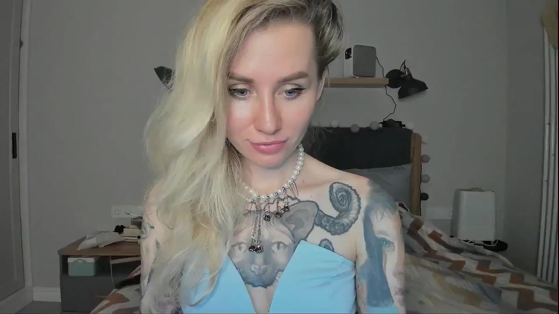 Gallery image thumbnail from Alexa_Smithhh's myfreecams stream on, 09/05/2024, 18:48 image 10 of 20