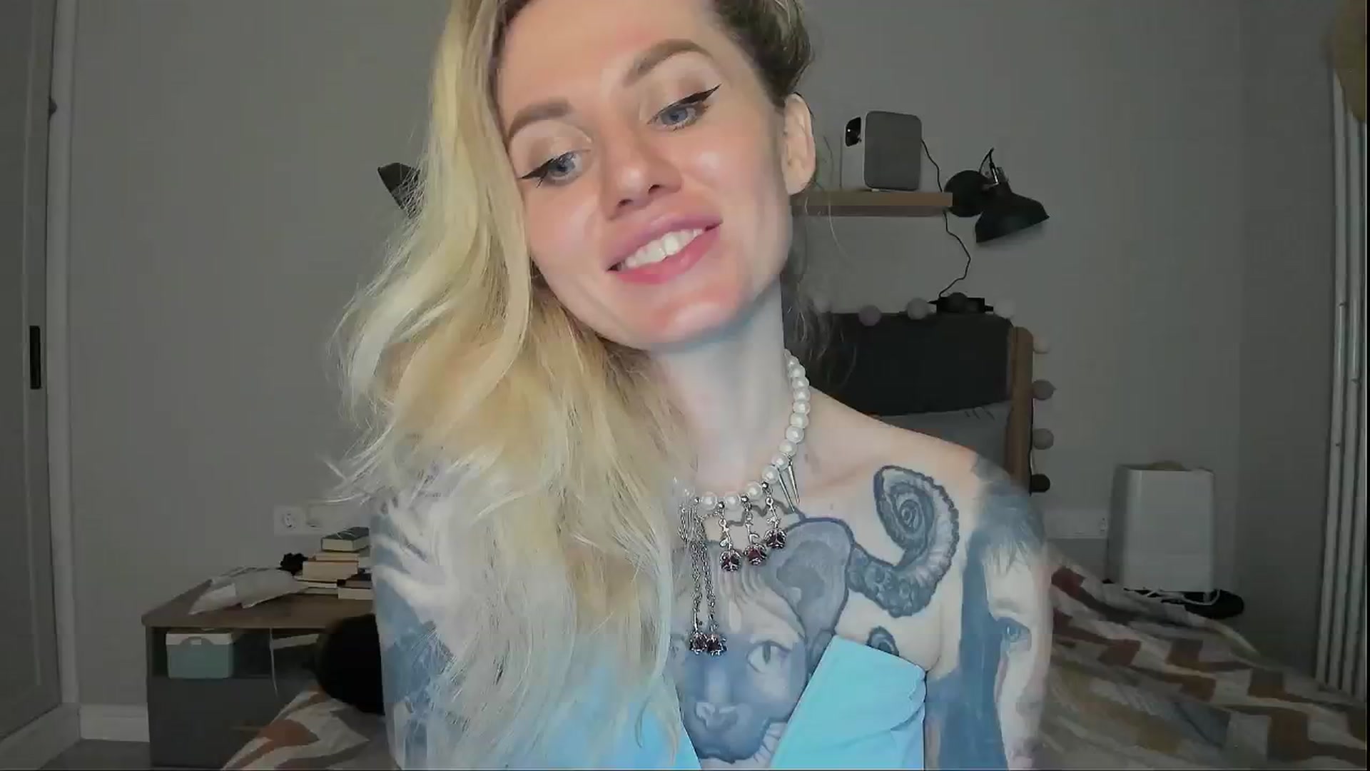 Gallery image thumbnail from Alexa_Smithhh's myfreecams stream on, 09/05/2024, 18:48 image 4 of 20