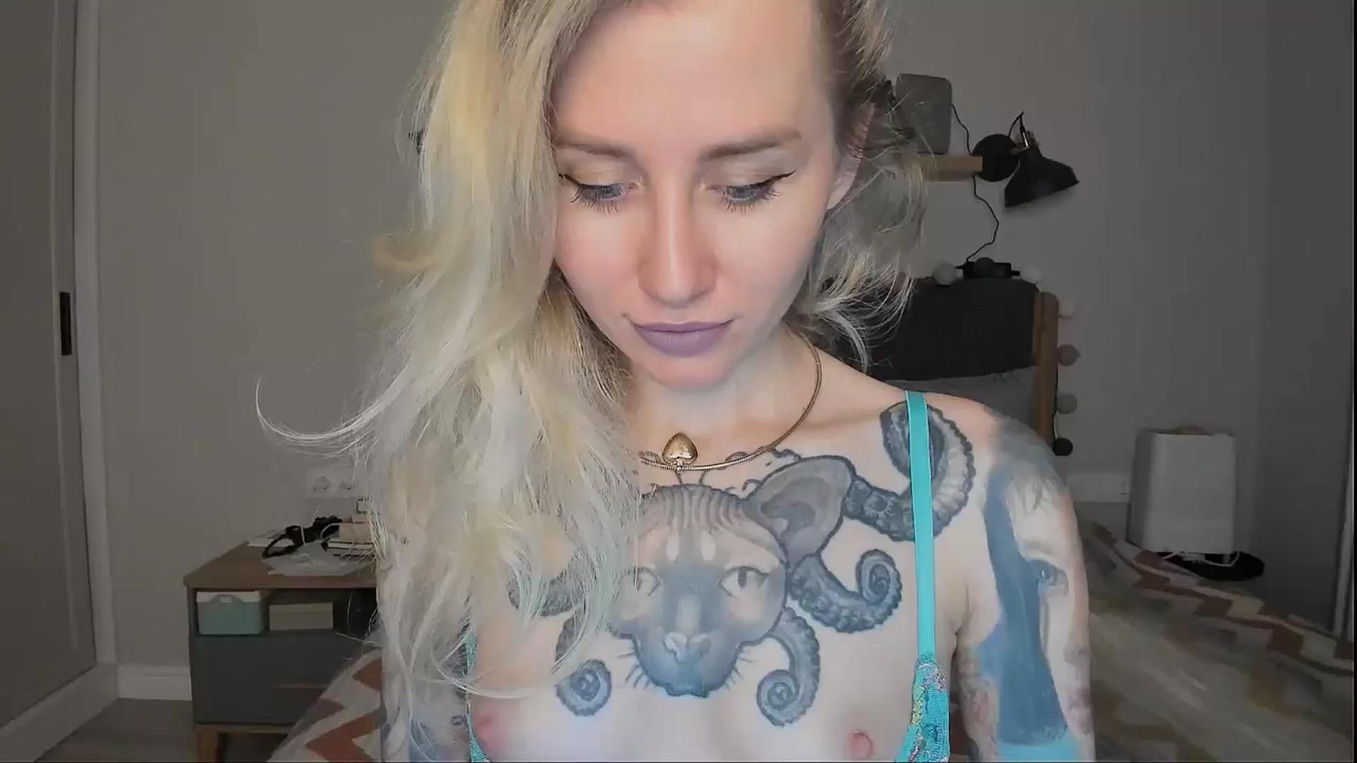 Gallery image thumbnail from Alexa_Smithhh's myfreecams stream on, 09/06/2024, 20:37 image 5 of 20